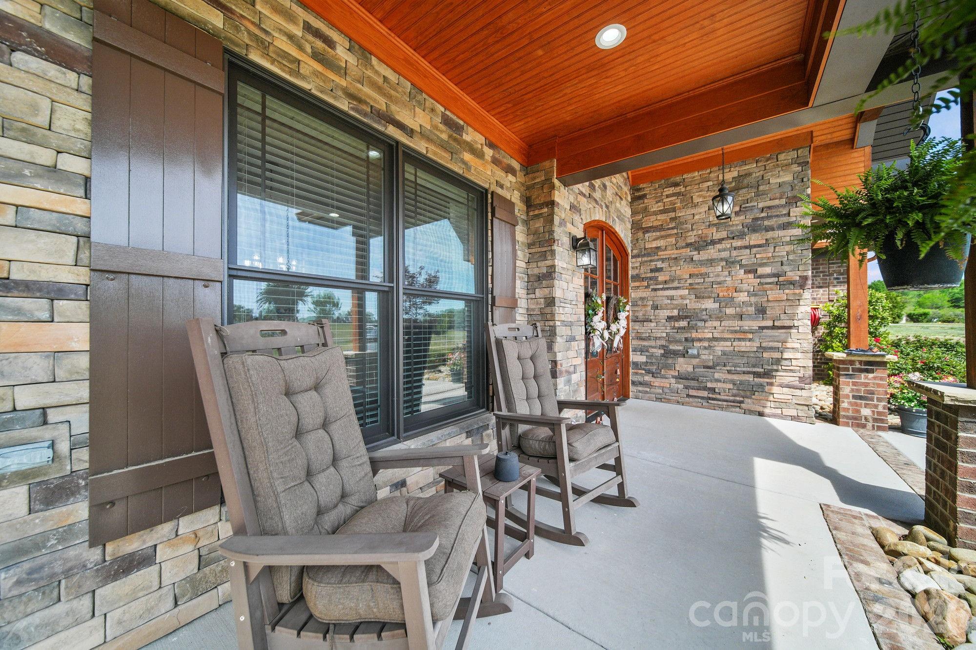 617 Caudle Road Property Photo 8
