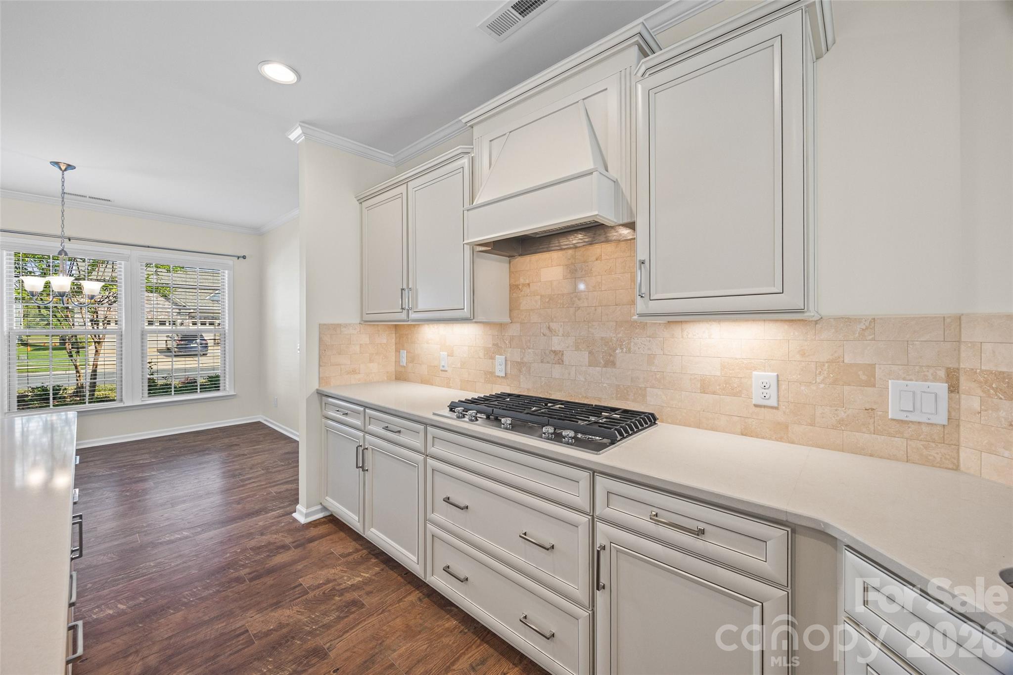 426 Haven Avenue Property Photo 10