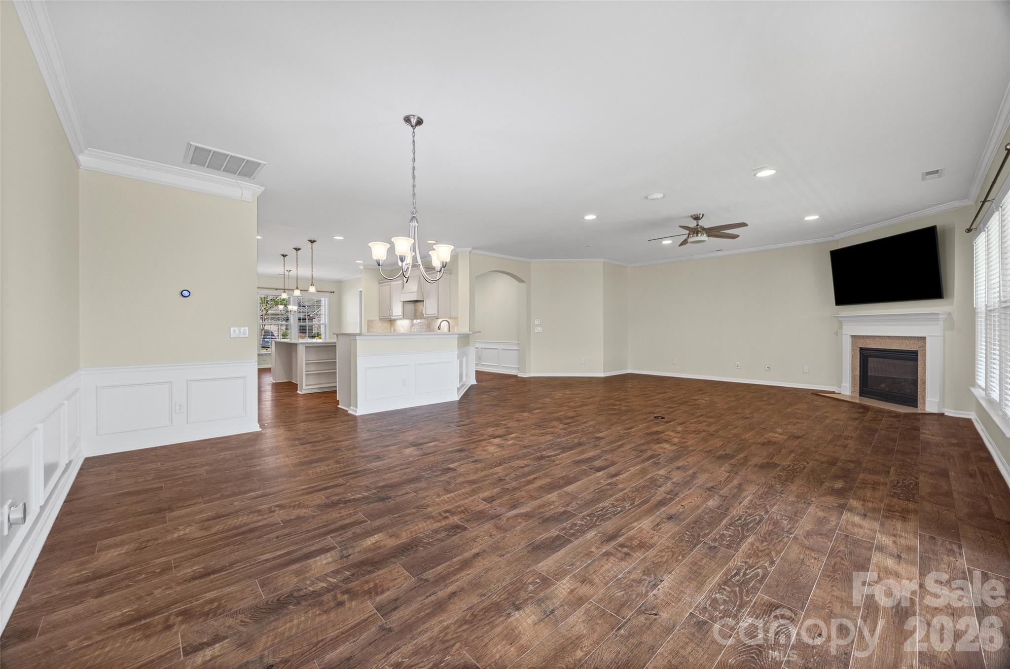 426 Haven Avenue Property Photo 17