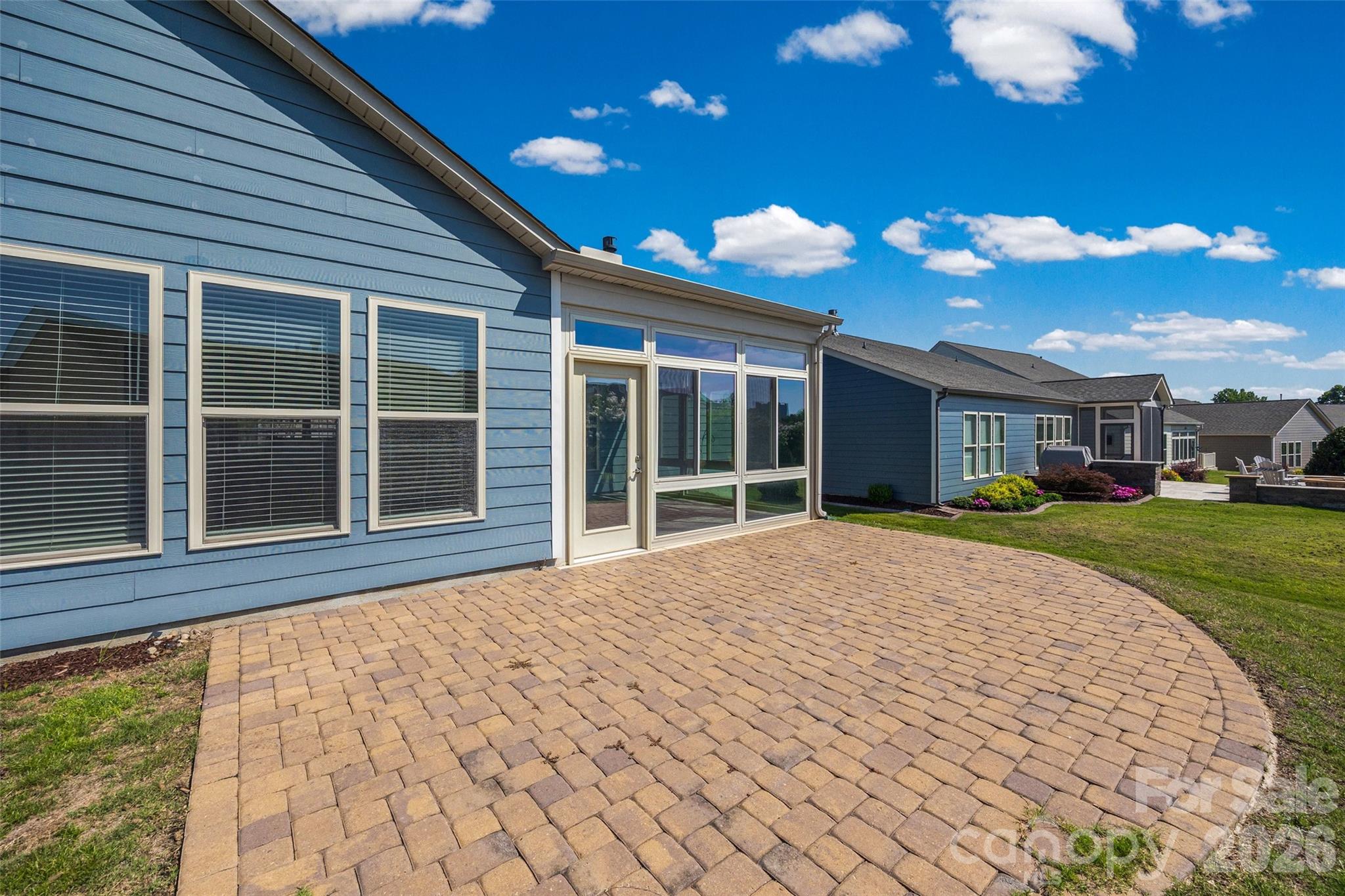 426 Haven Avenue Property Photo 36