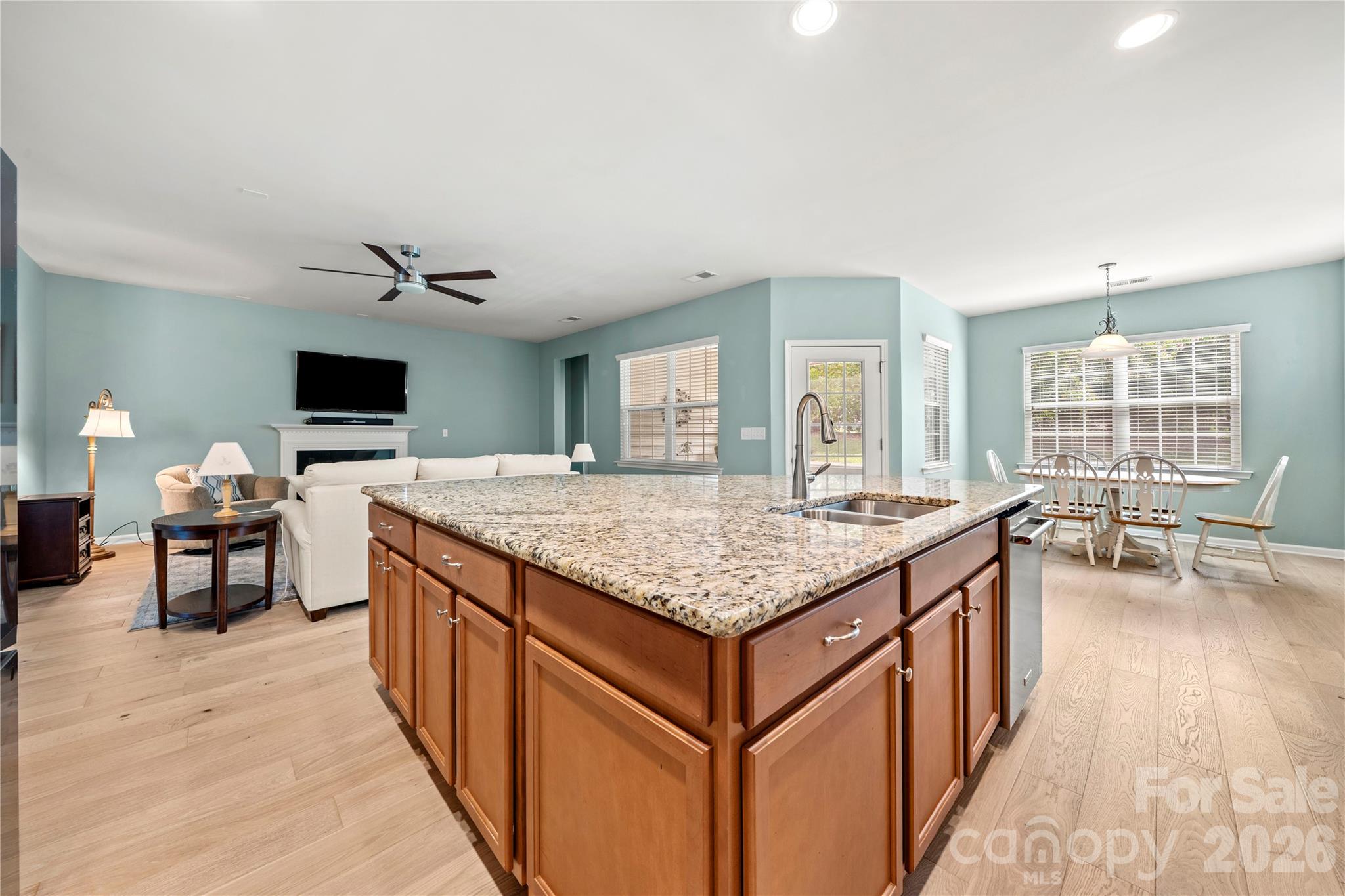 1601 Deer Meadows Drive Property Photo 7