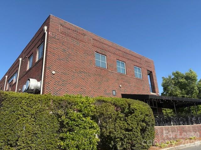 5380 Village Drive Property Photo 3