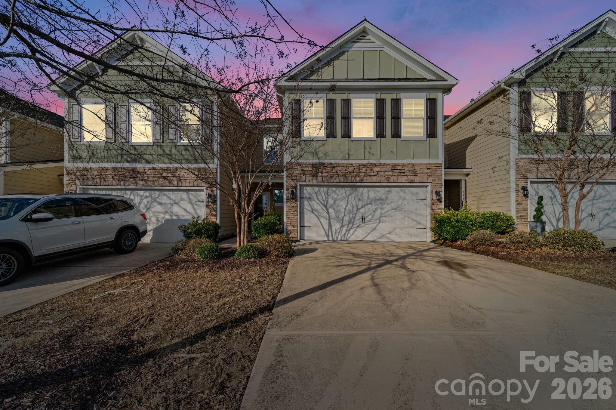 1425 Bramblewood Drive Property Photo 2