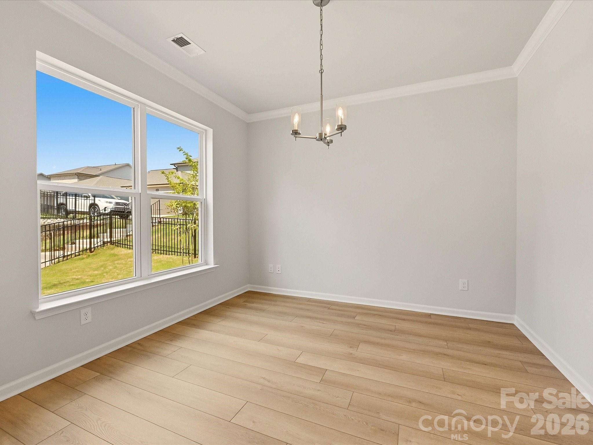 18200 Middle Springs Lane Property Photo 2