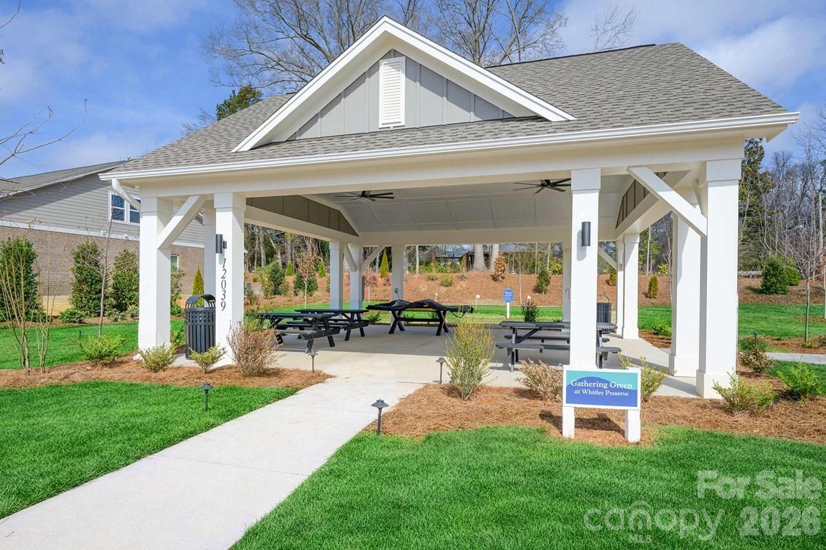 18200 Middle Springs Lane Property Photo 4