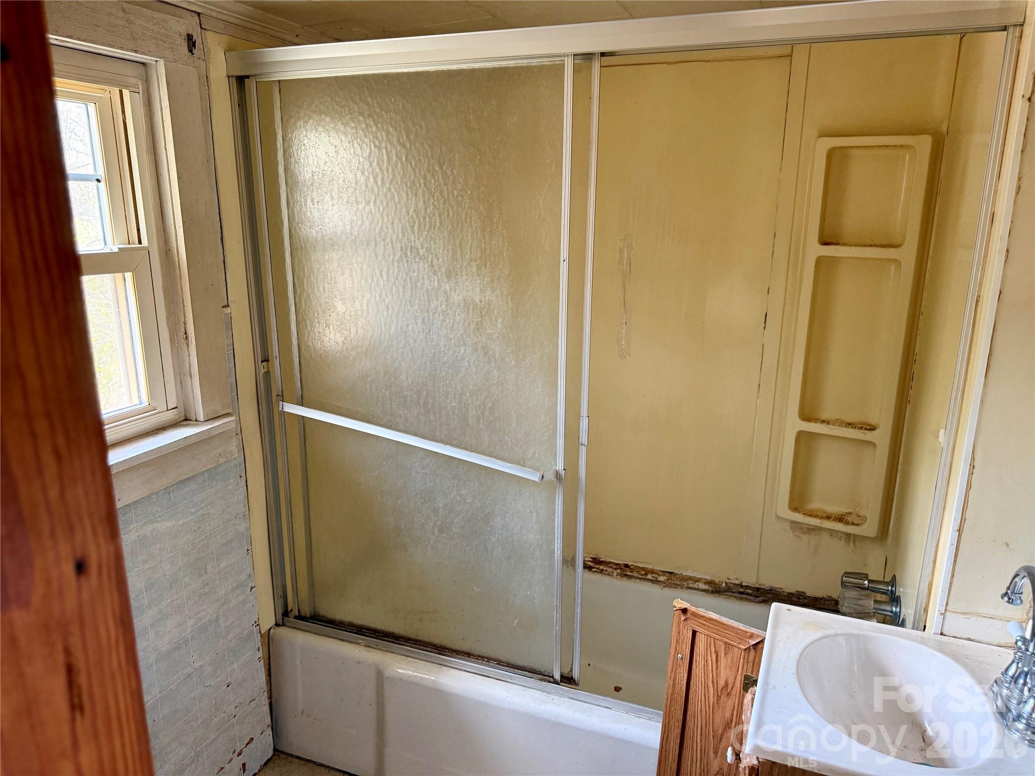 144 Branch Street Property Photo 14