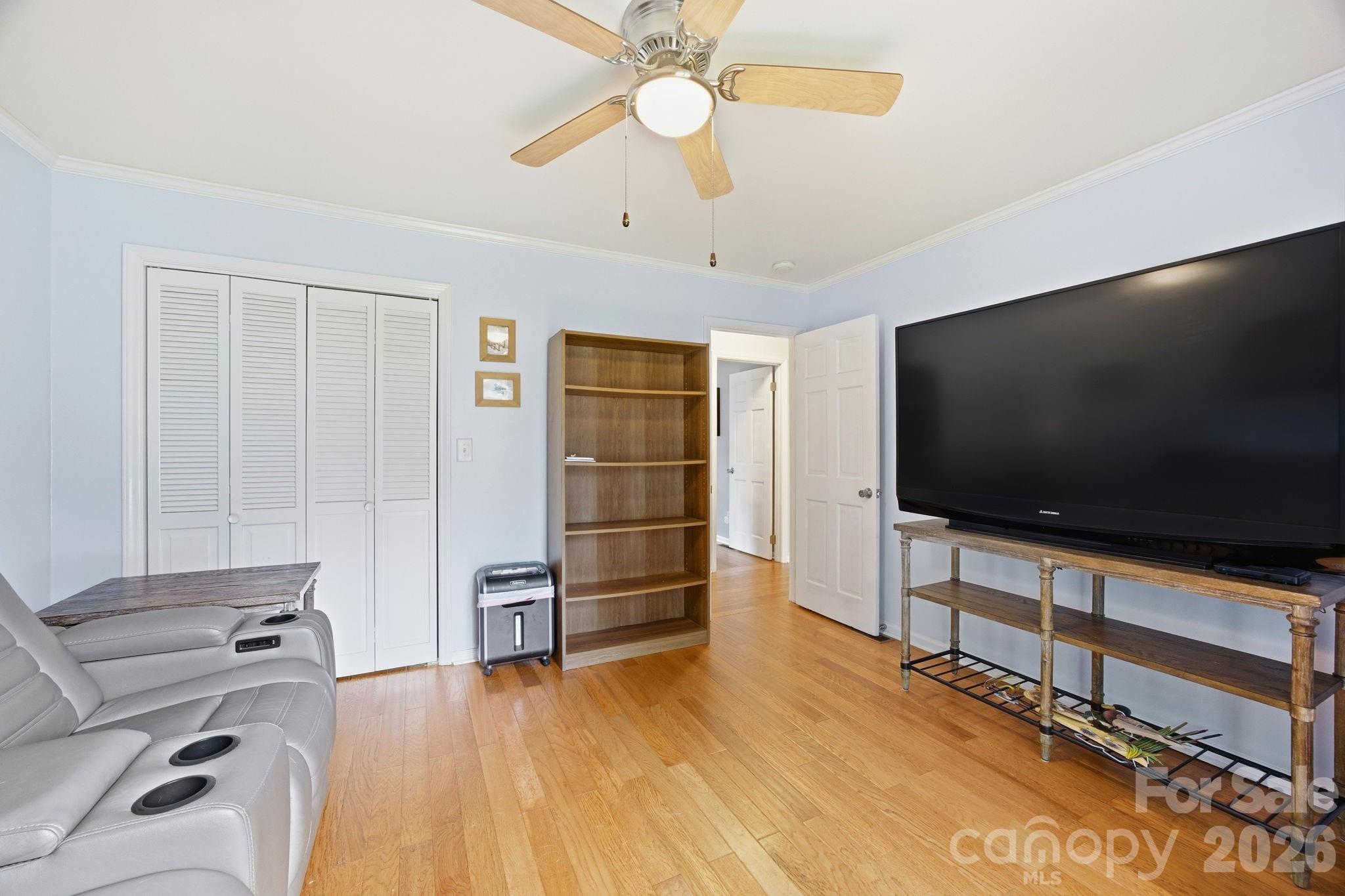 1215 Hillside Drive Property Photo 27