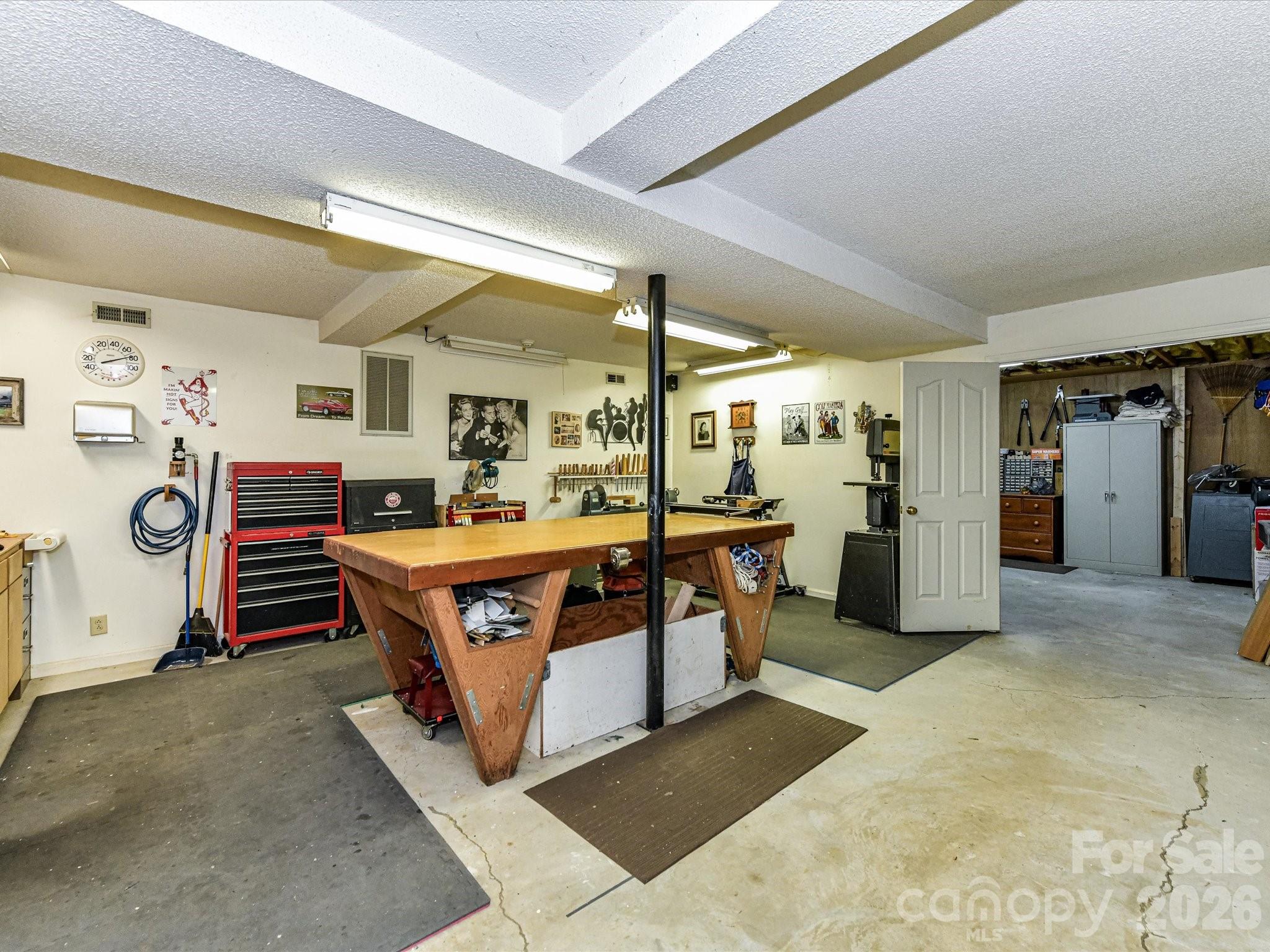 1931 Kilmonack Lane Property Photo 29