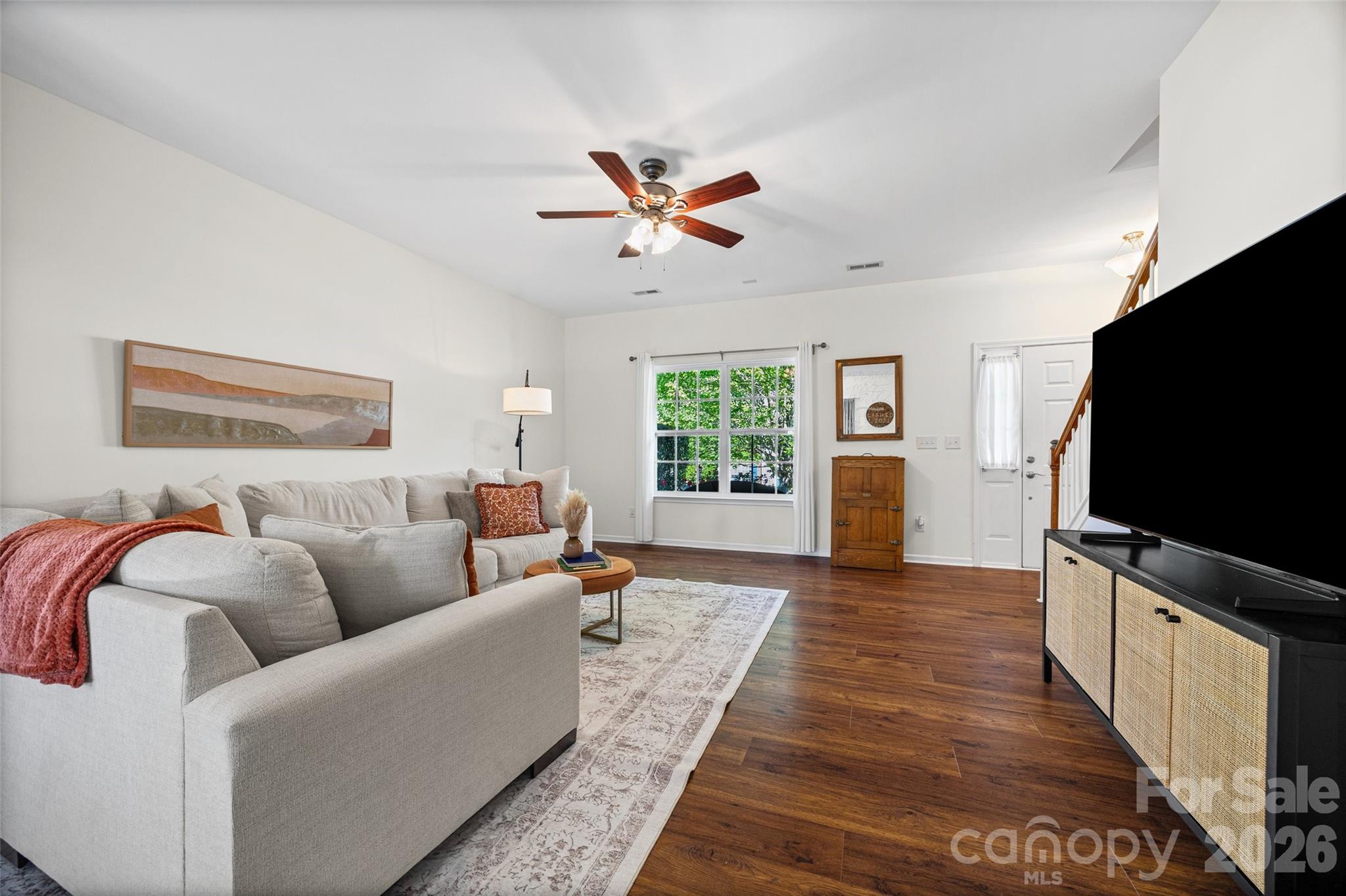 3253 Wicklow Lane Property Photo 13