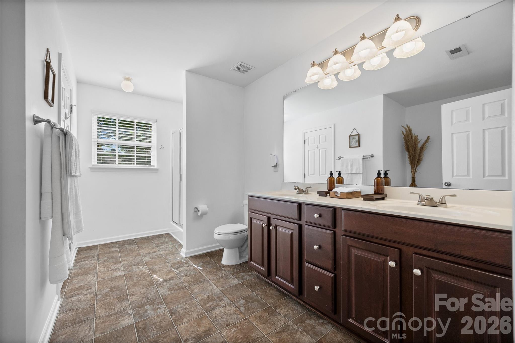 3253 Wicklow Lane Property Photo 20