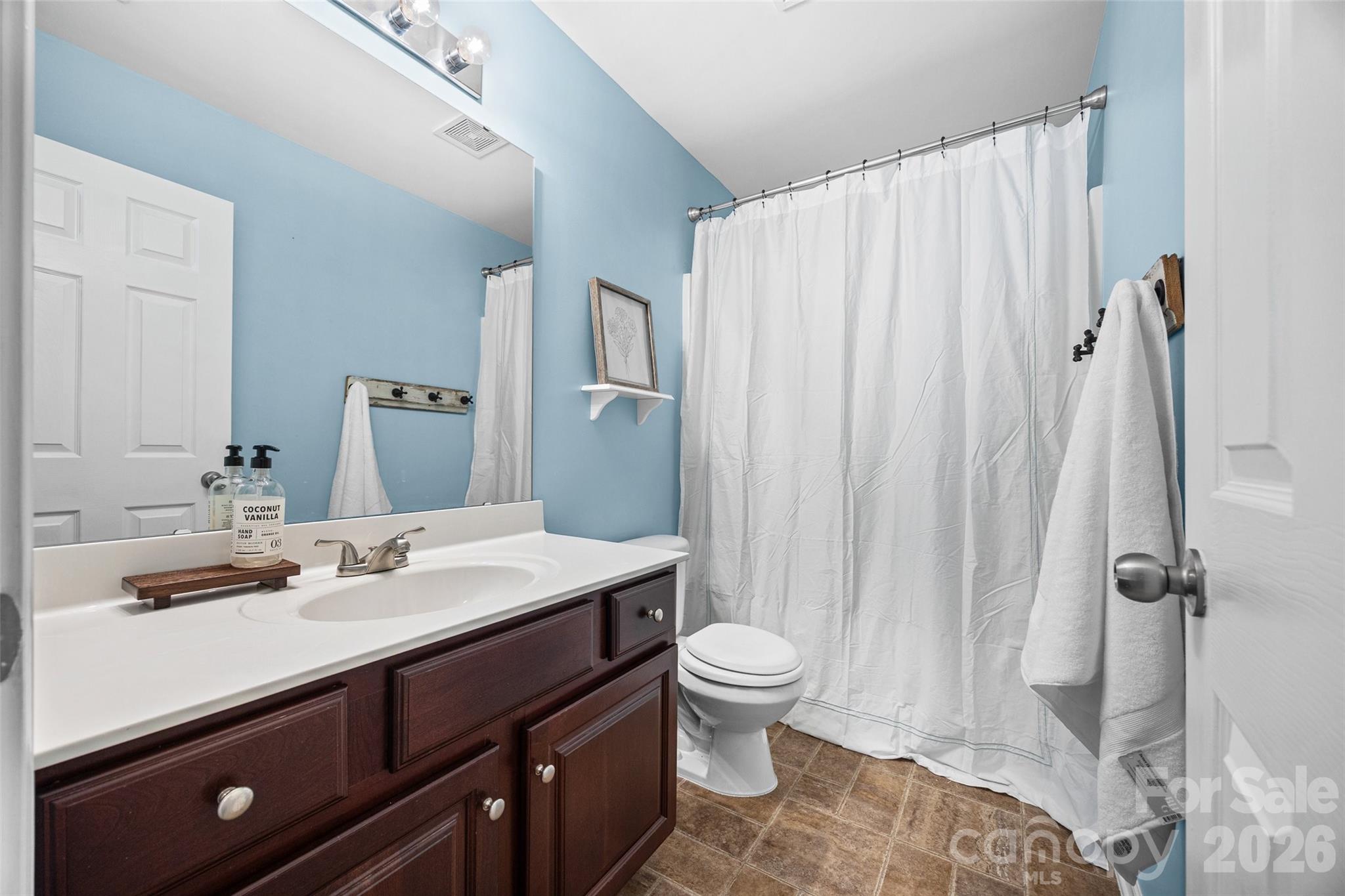 3253 Wicklow Lane Property Photo 27