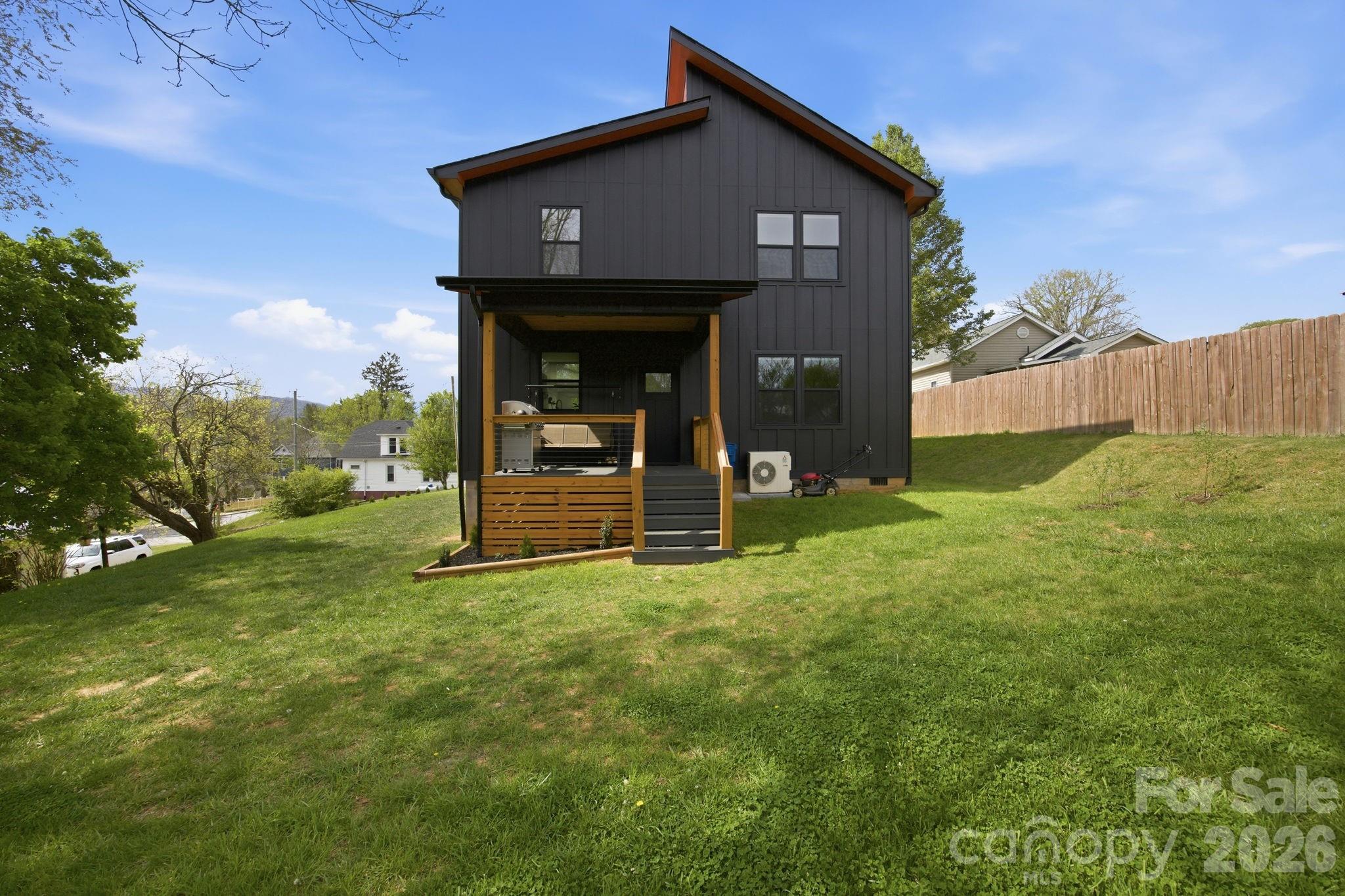 30 First Street Property Photo 33