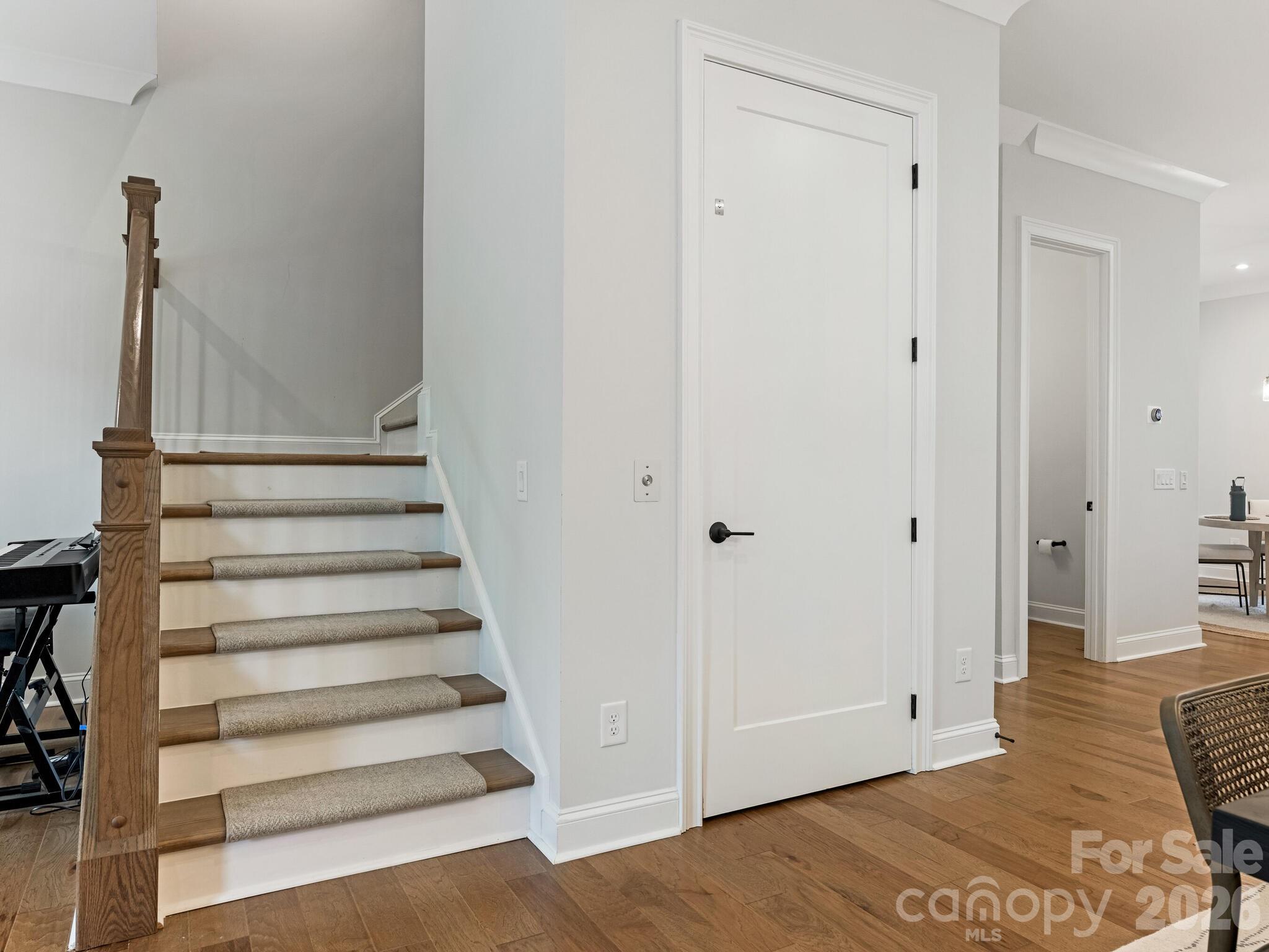 2555 Deacon Avenue Property Photo 17