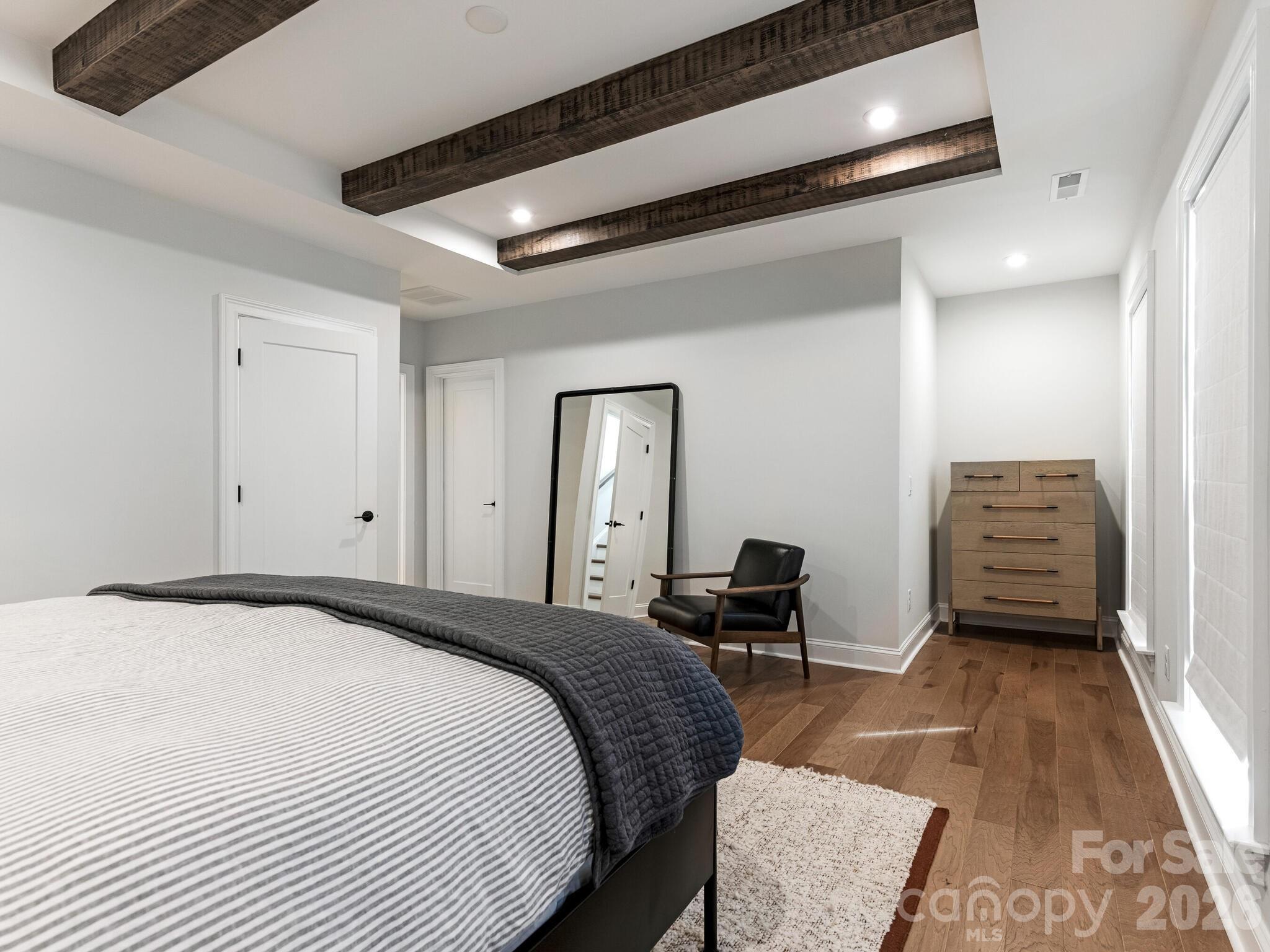 2555 Deacon Avenue Property Photo 19