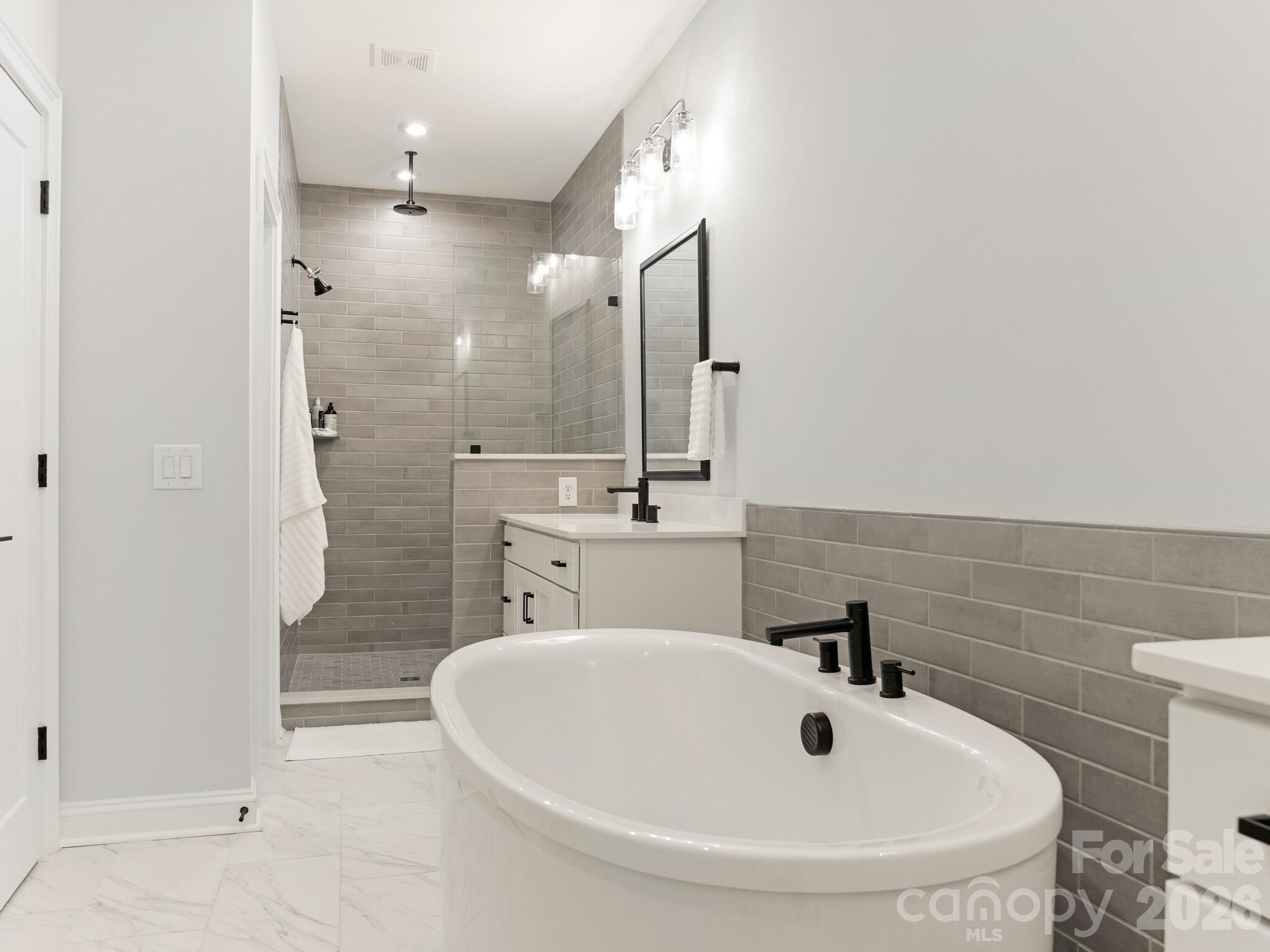 2555 Deacon Avenue Property Photo 21