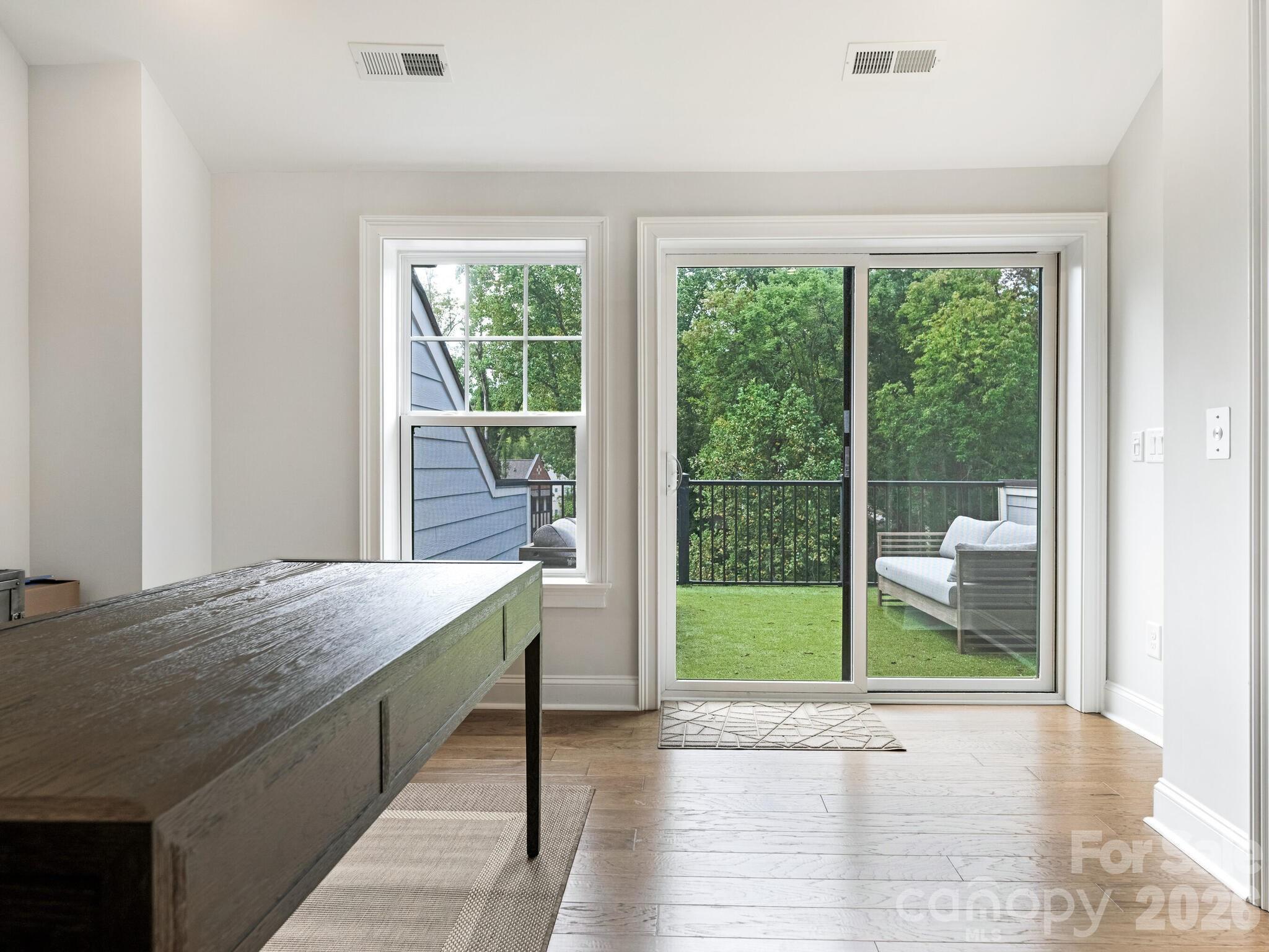2555 Deacon Avenue Property Photo 26