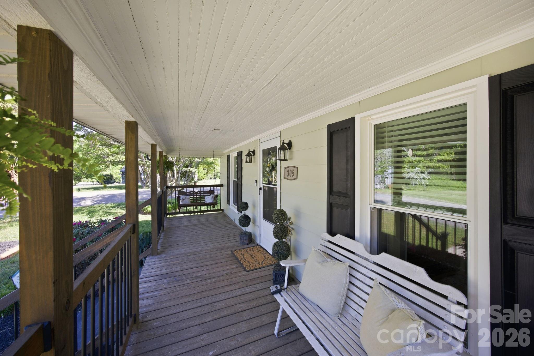305 Bost Circle Property Photo 2