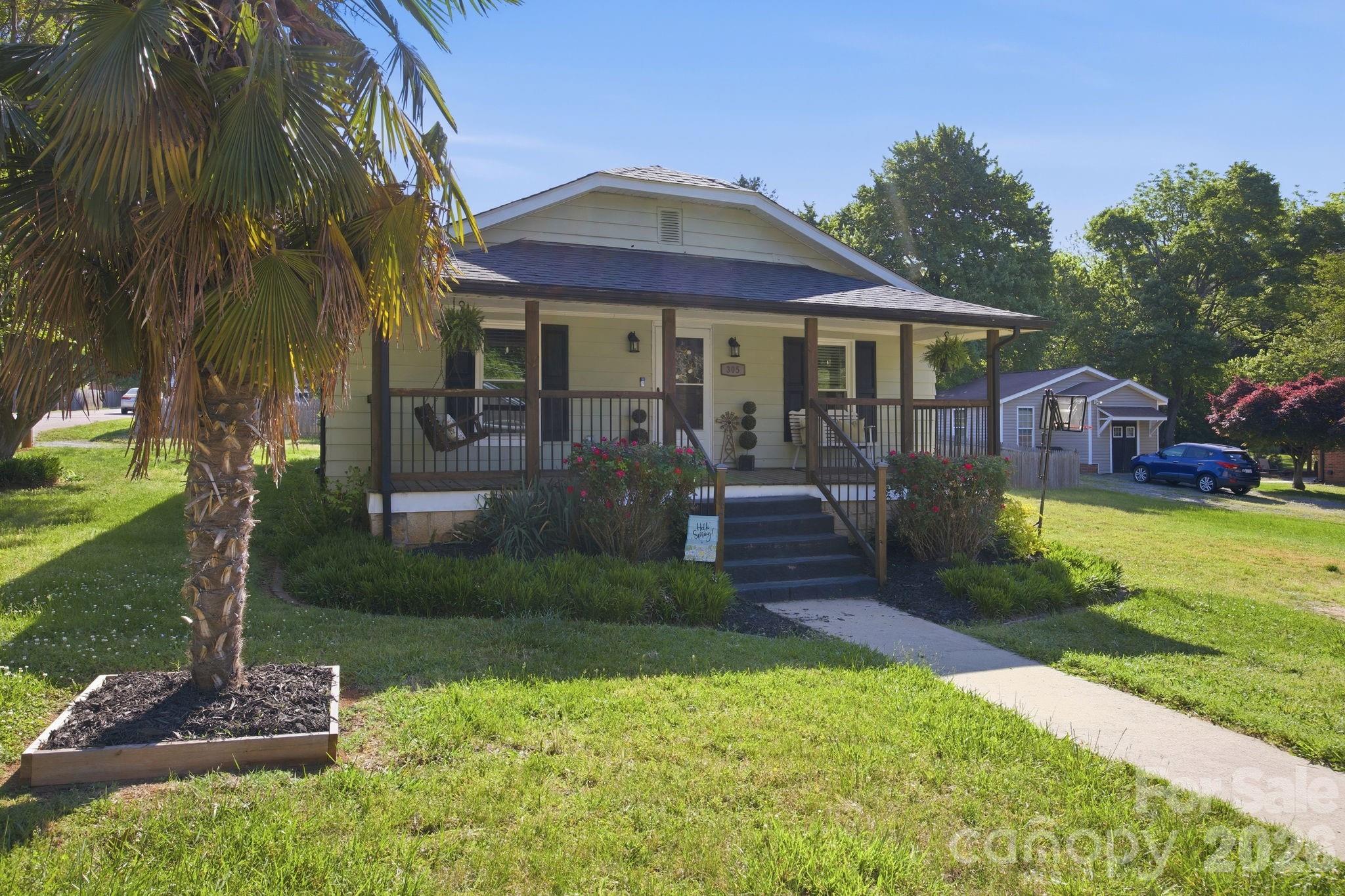305 Bost Circle Property Photo 4
