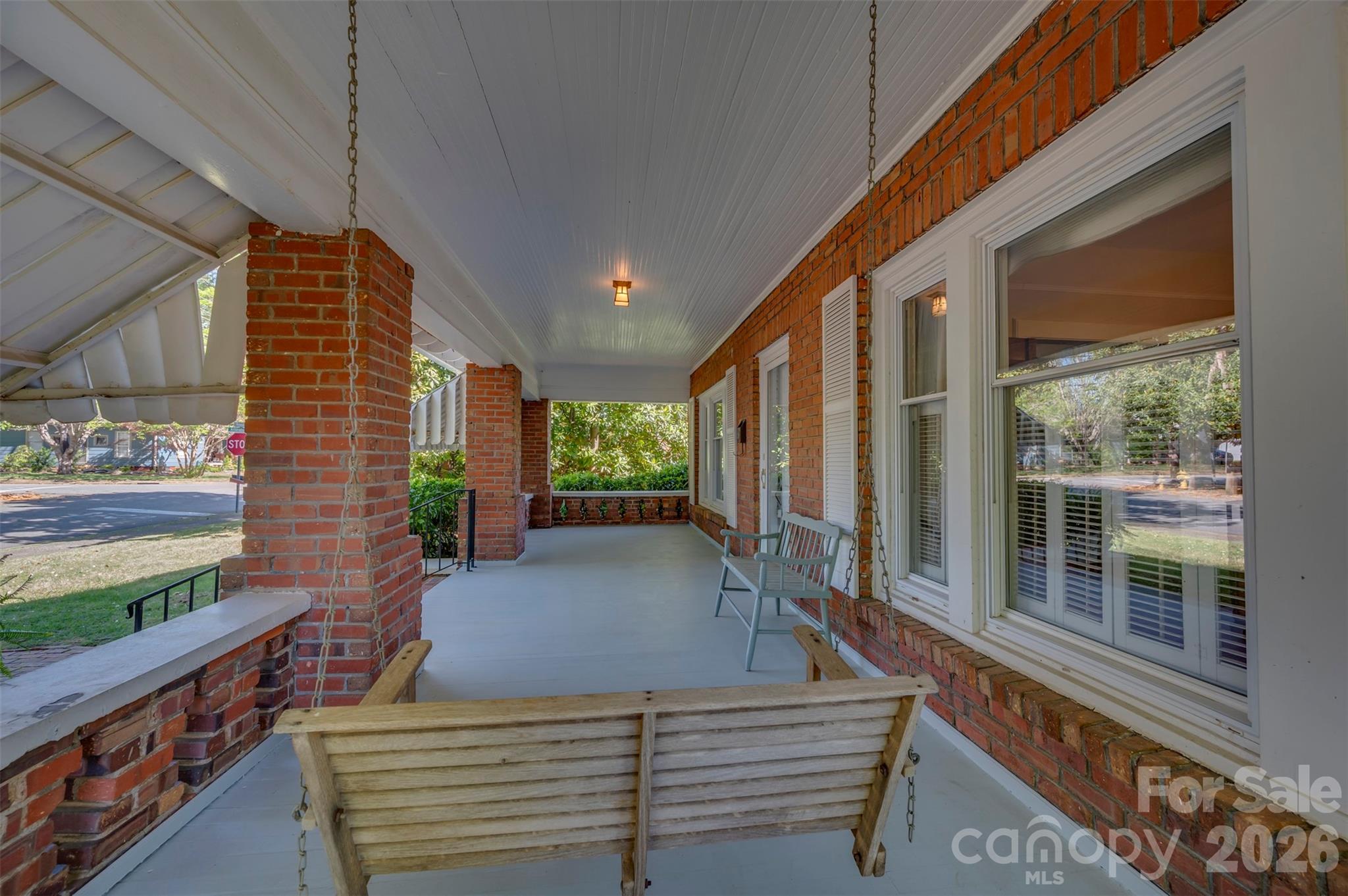 151 S Magnolia Street Property Photo 6