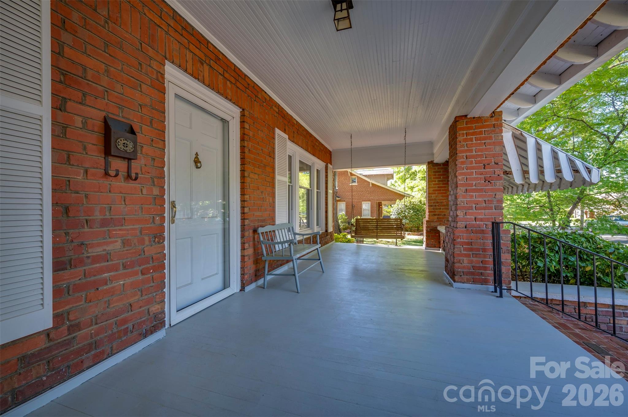 151 S Magnolia Street Property Photo 8
