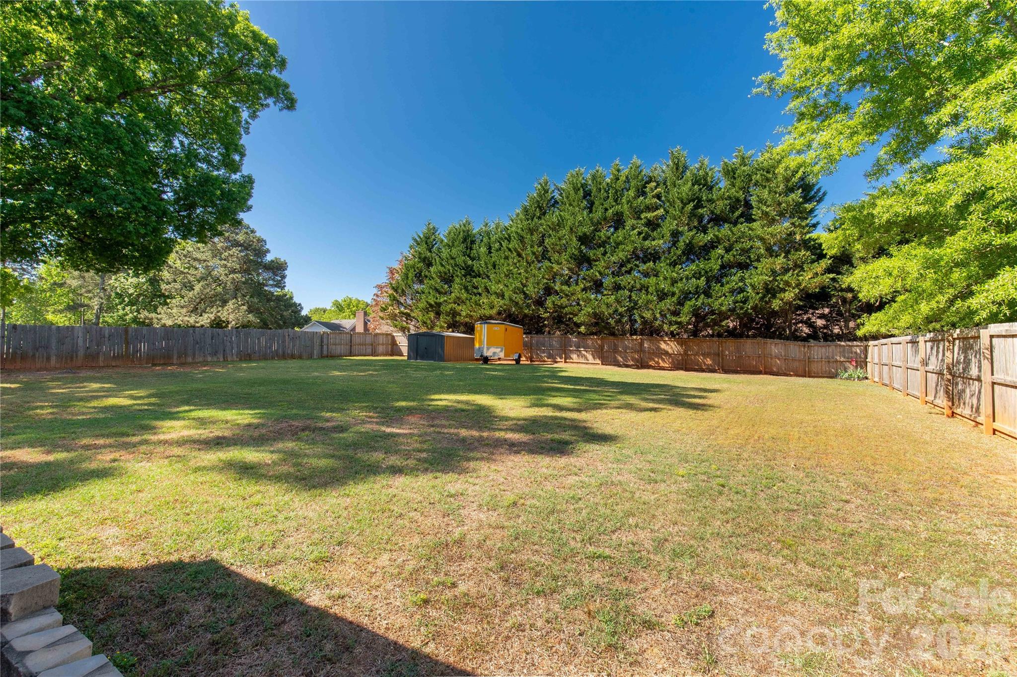 1530 Danlee Drive Property Photo 2