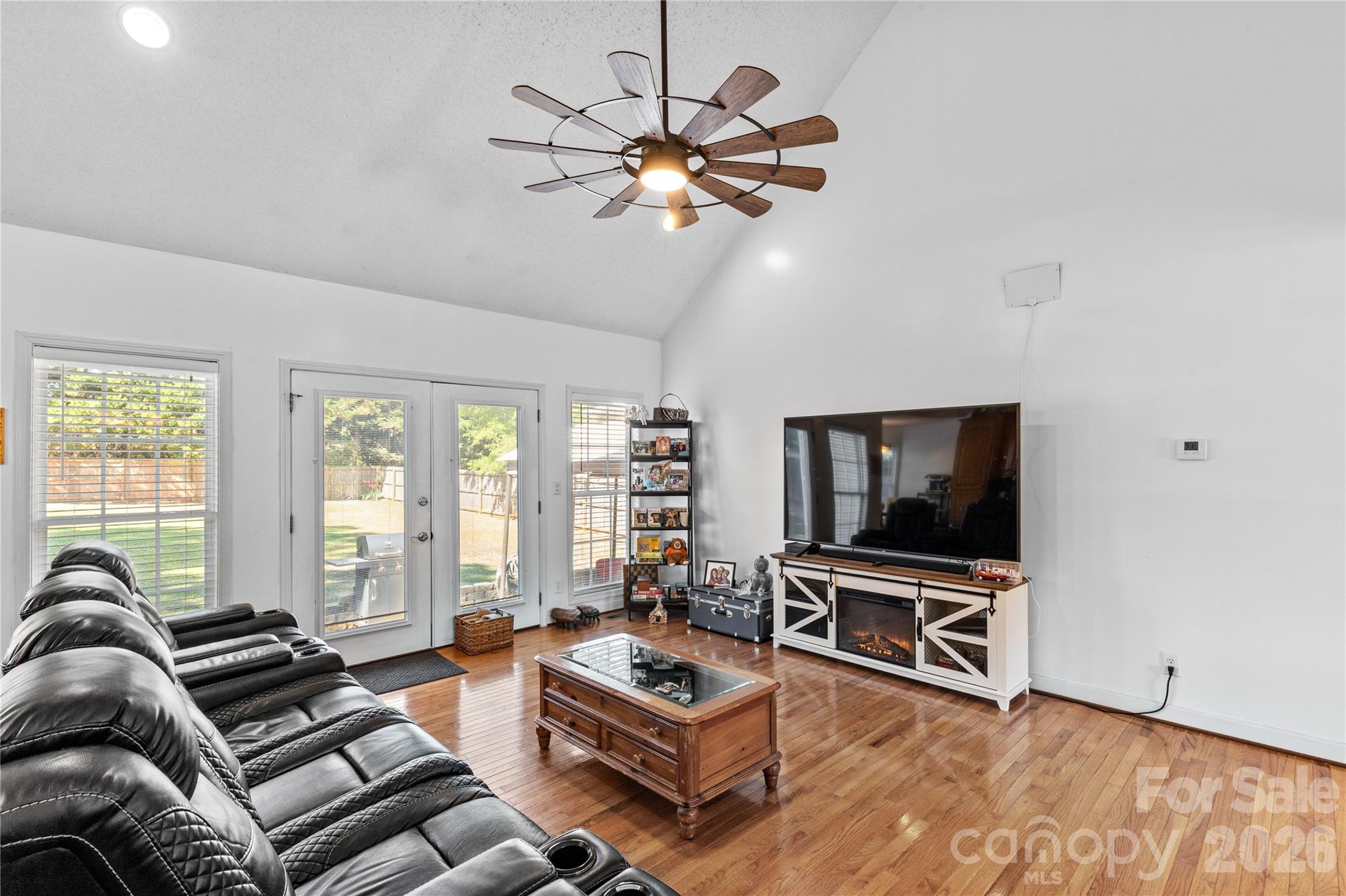 1530 Danlee Drive Property Photo 7