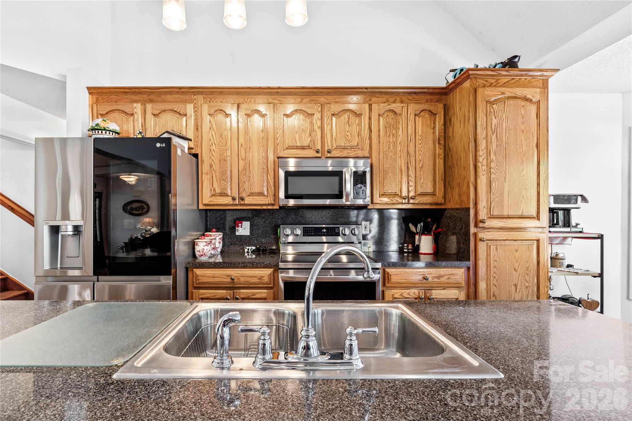 1530 Danlee Drive Property Photo 9