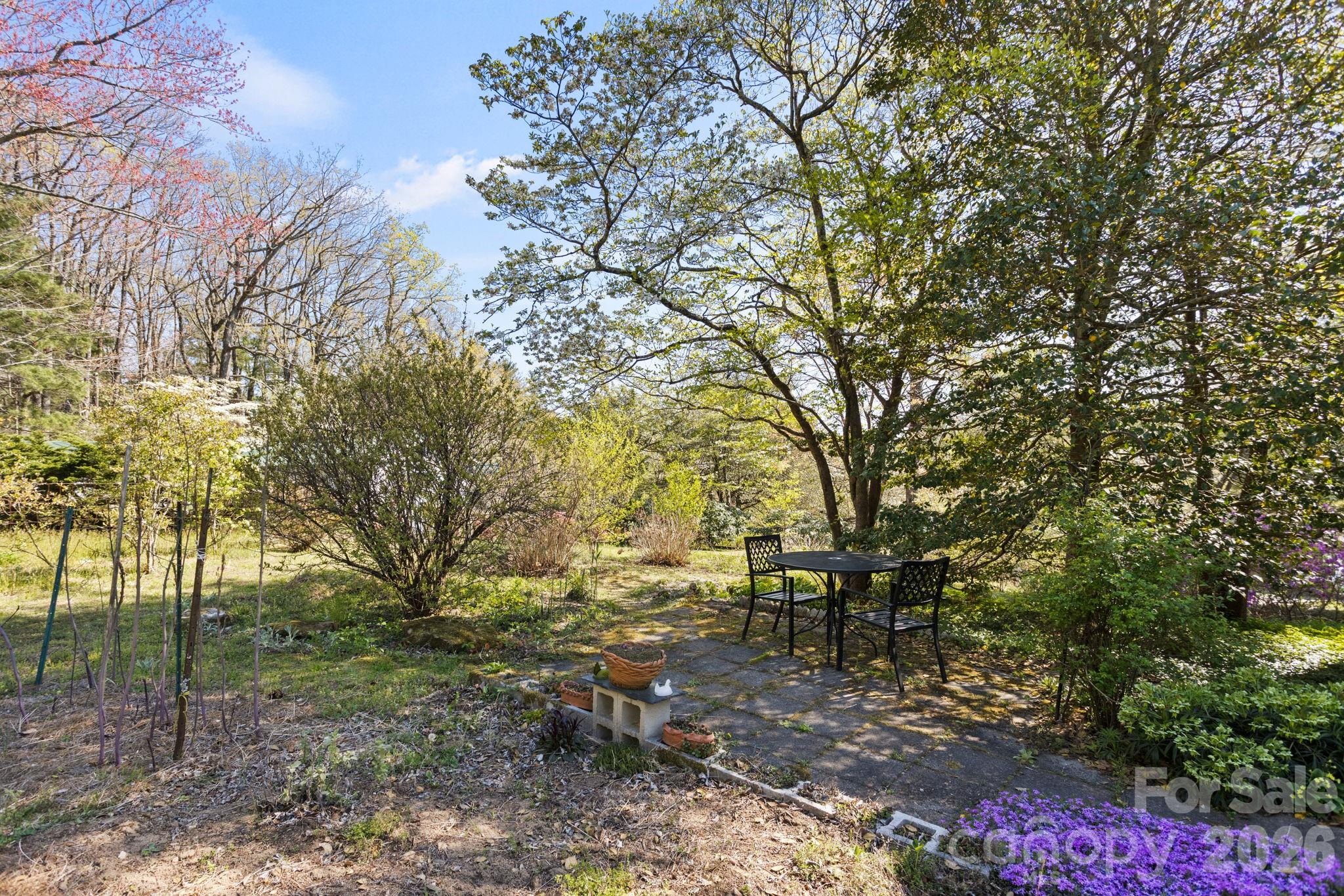 367 Crescent Street Property Photo 3
