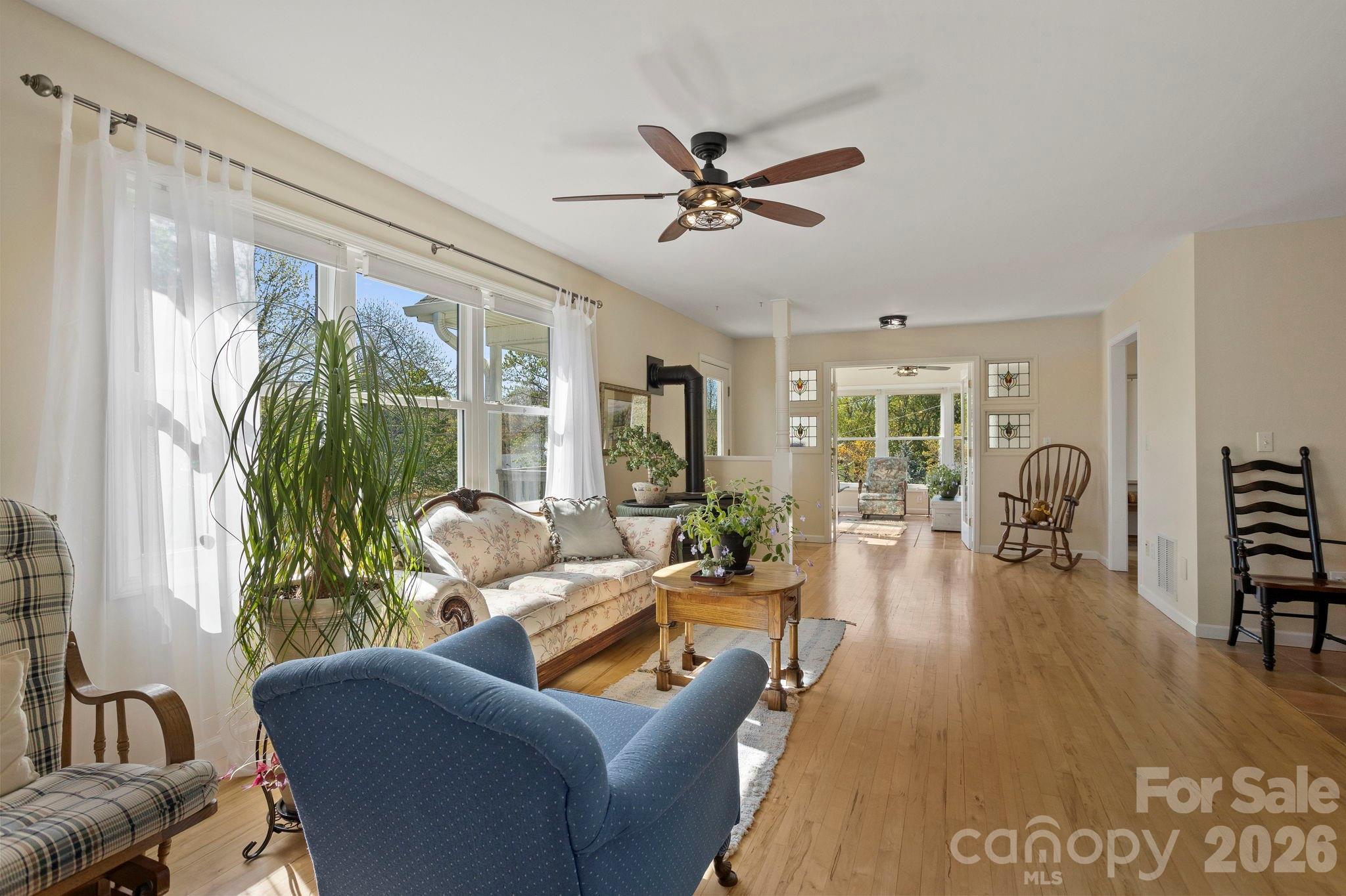367 Crescent Street Property Photo 11