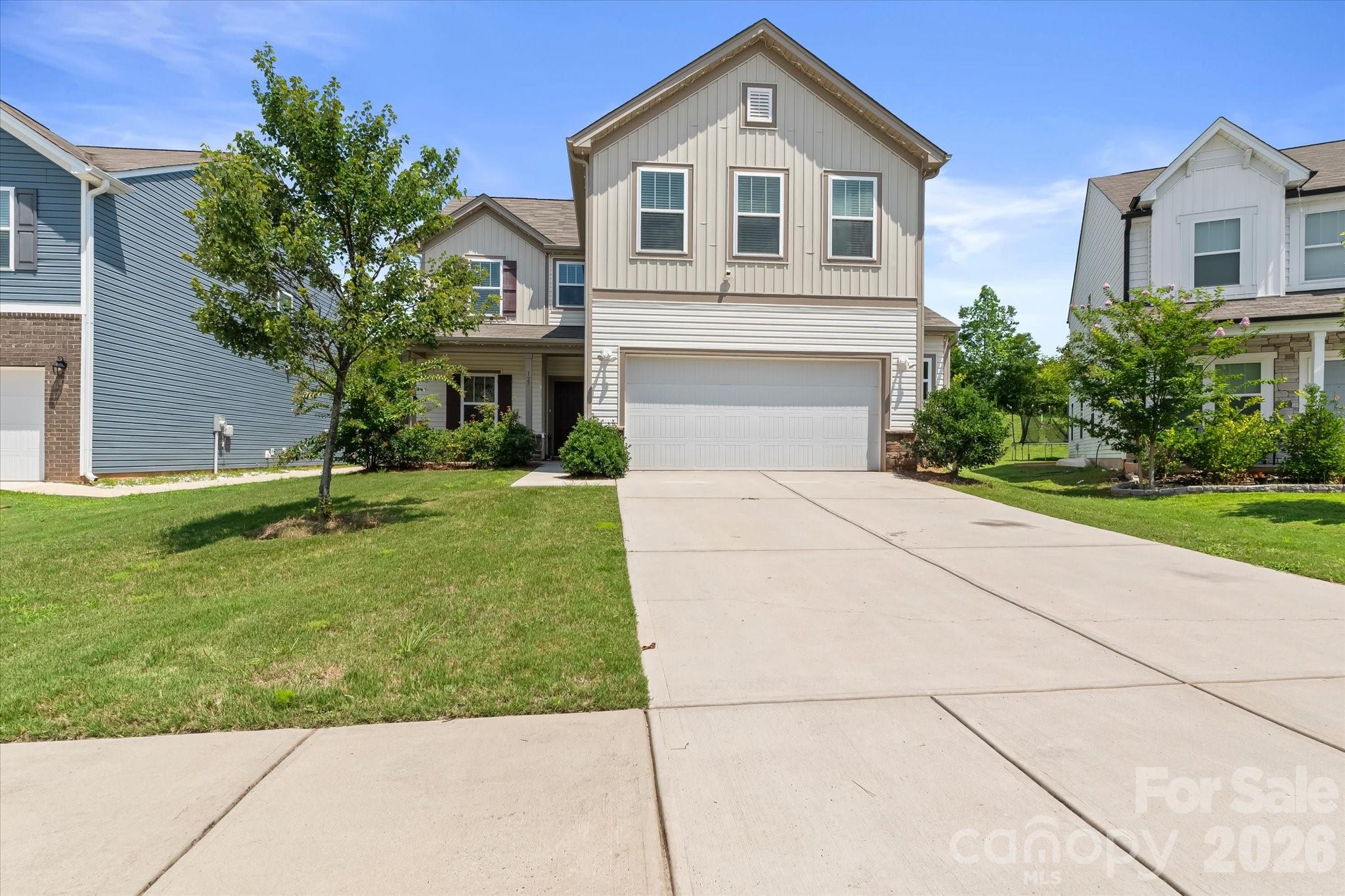 127 Buoy Lane Property Photo 1