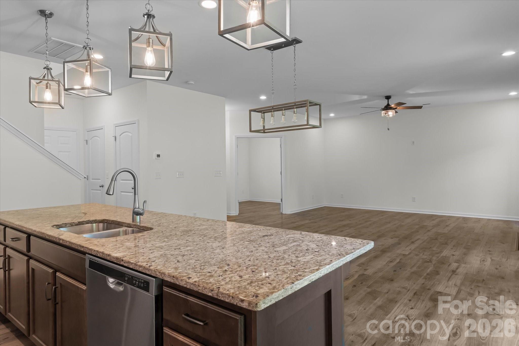127 Buoy Lane Property Photo 11