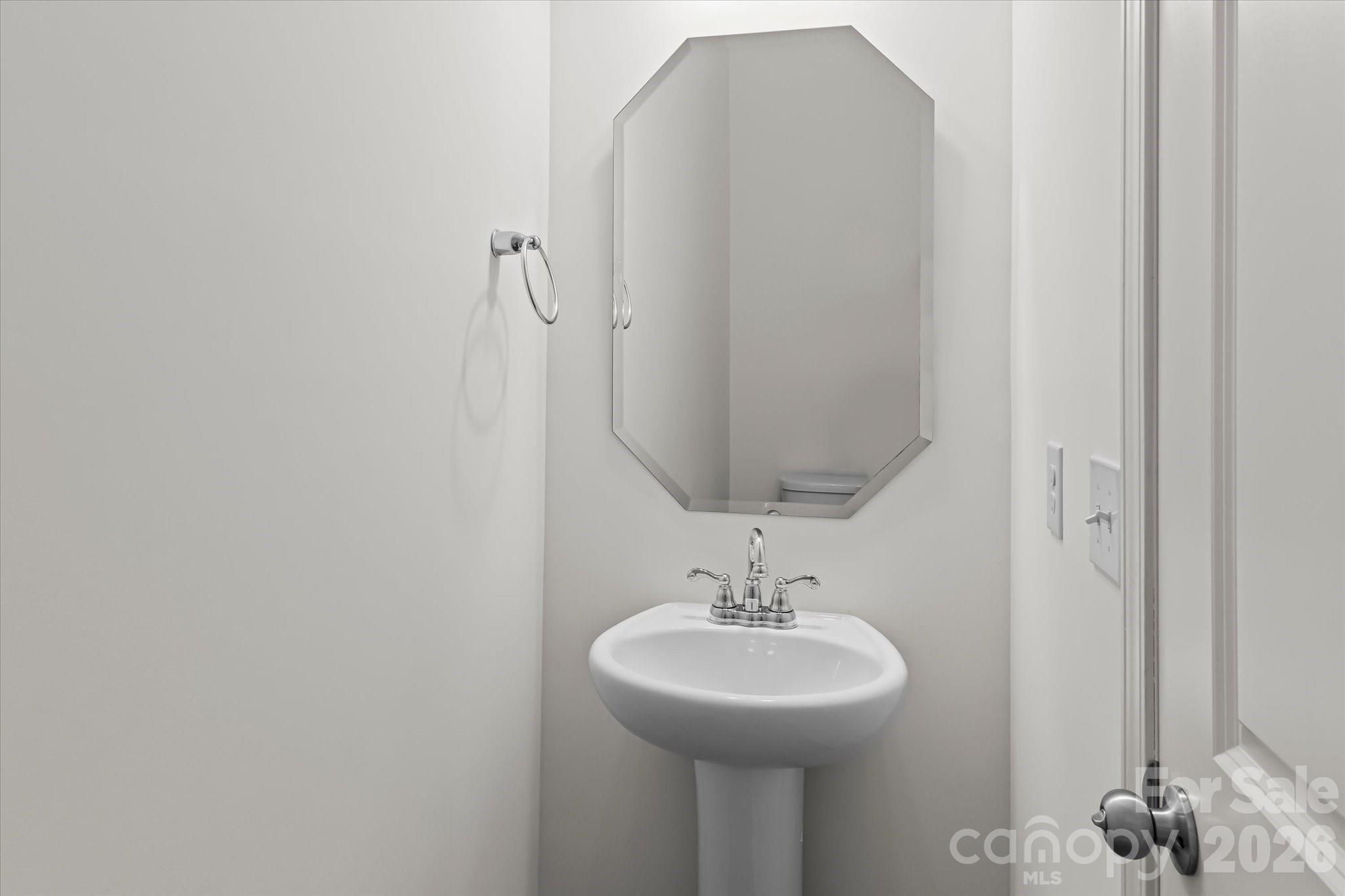127 Buoy Lane Property Photo 16