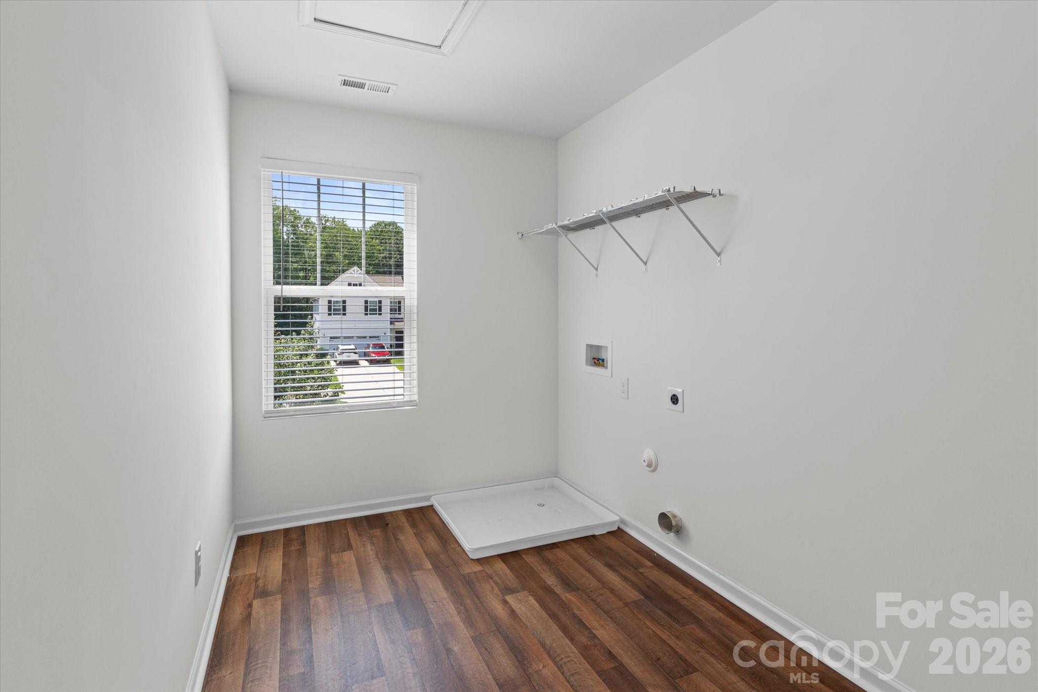 127 Buoy Lane Property Photo 32