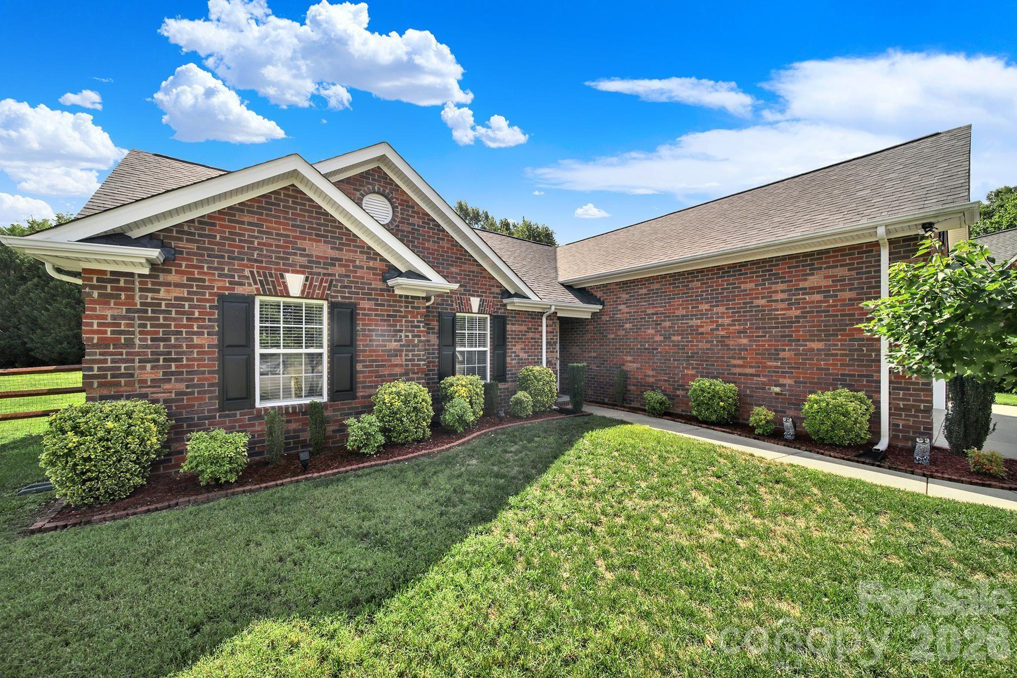 849 Treva Anne Drive Property Photo 2