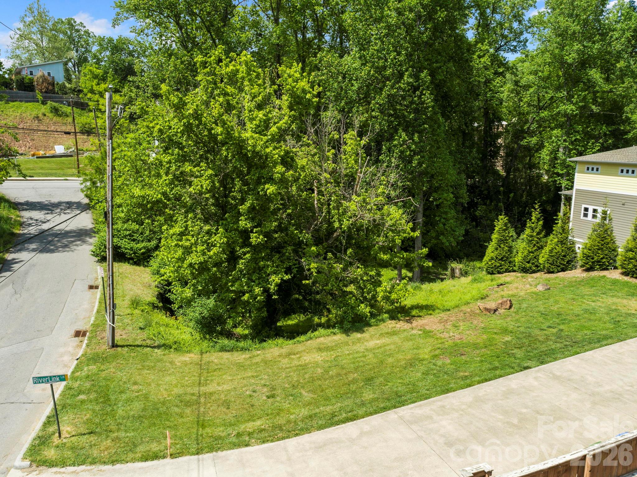 9999 Euclid Boulevard Property Photo 8