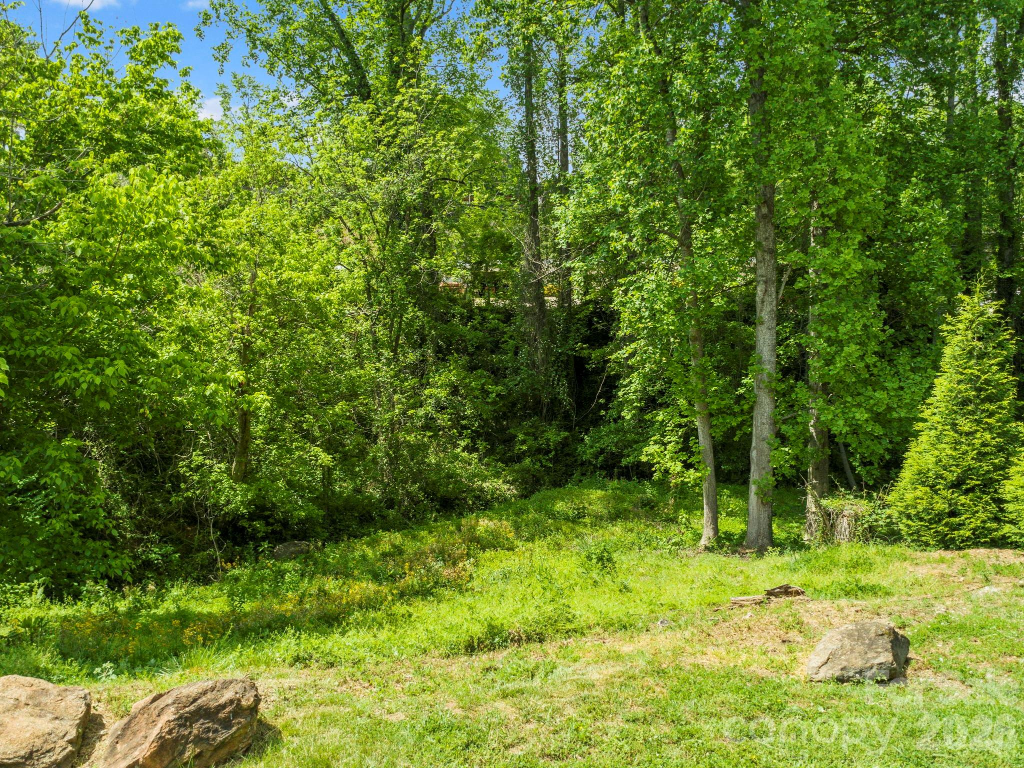9999 Euclid Boulevard Property Photo 17
