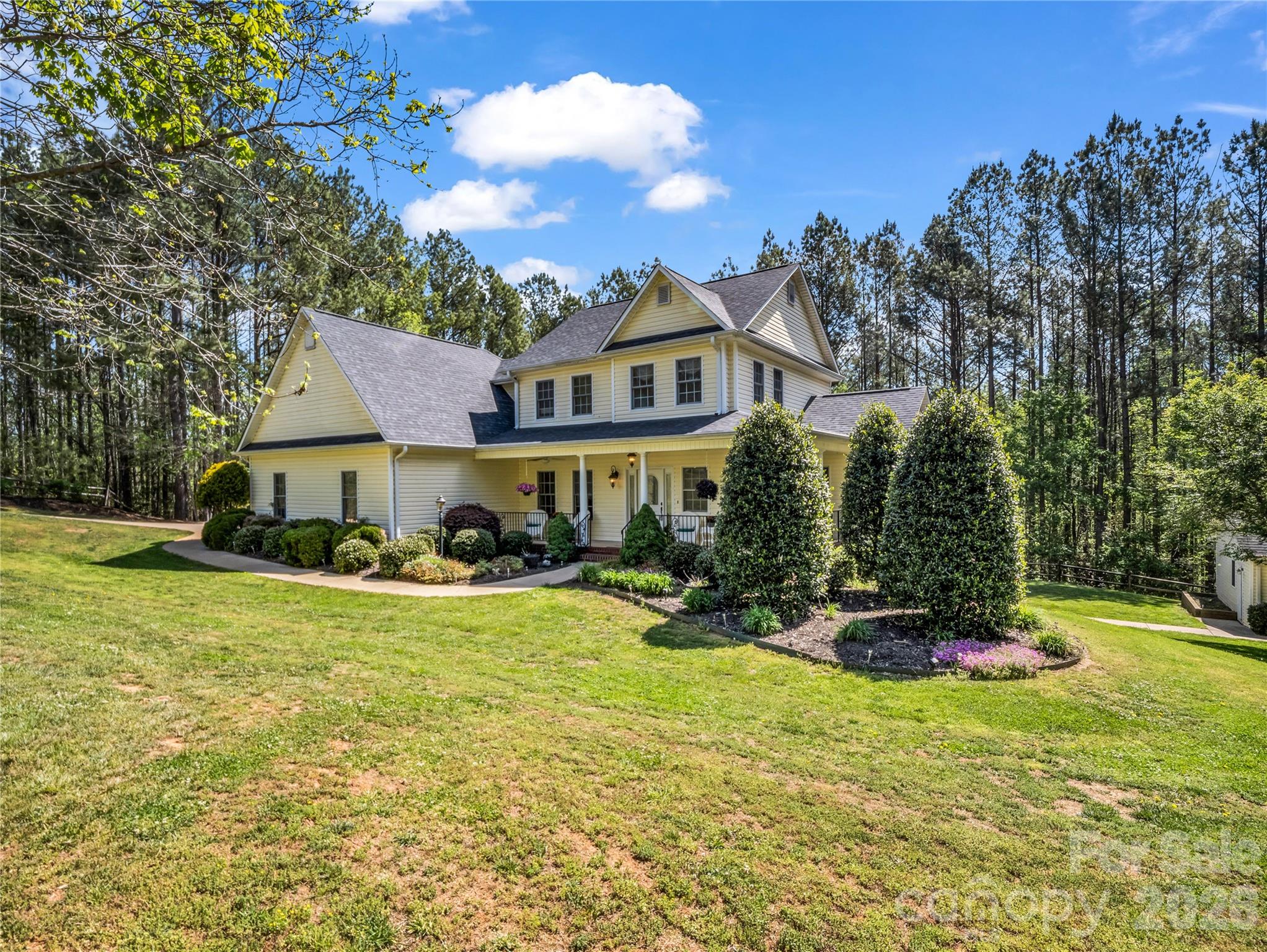 200 Pumkin Patch Road Property Photo 2