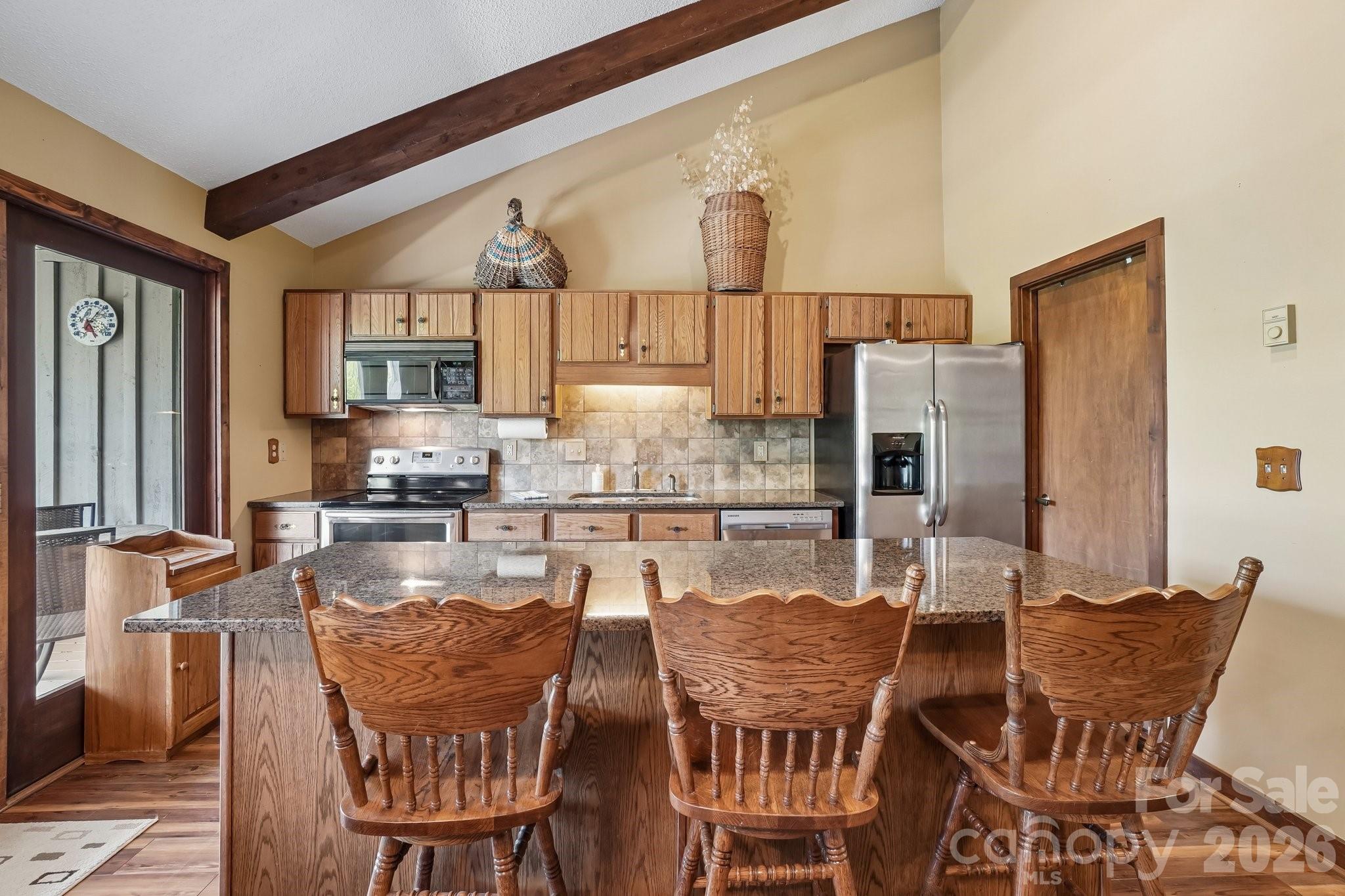 302 Eagles Nest Court Property Photo 8