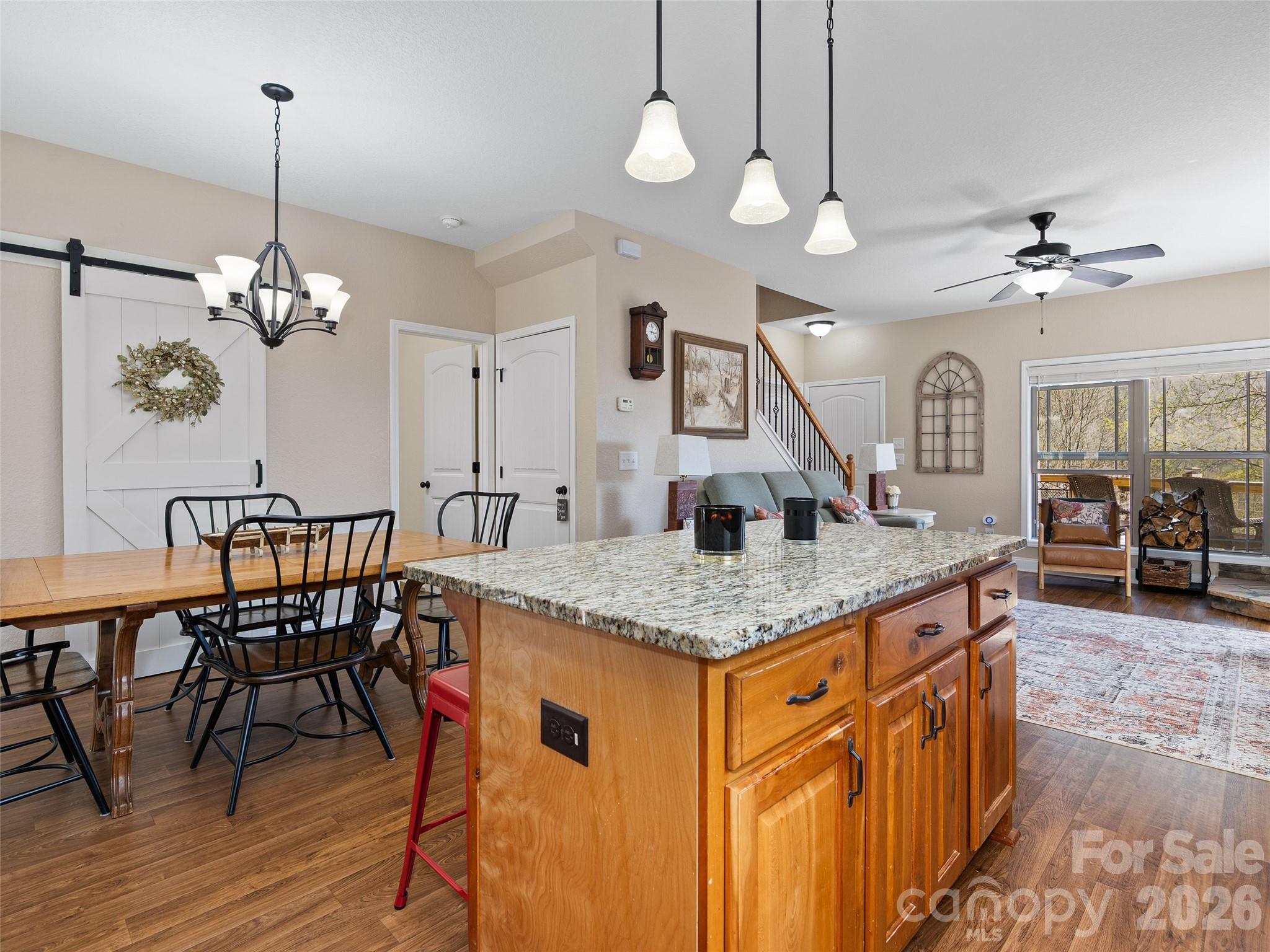 4823 Max Patch Road Property Photo 8