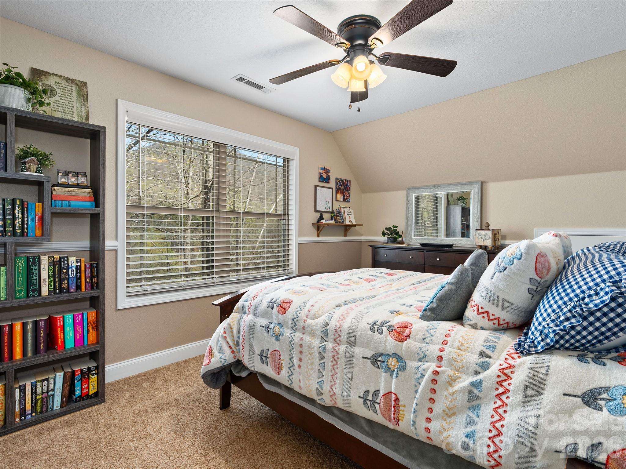 4823 Max Patch Road Property Photo 26