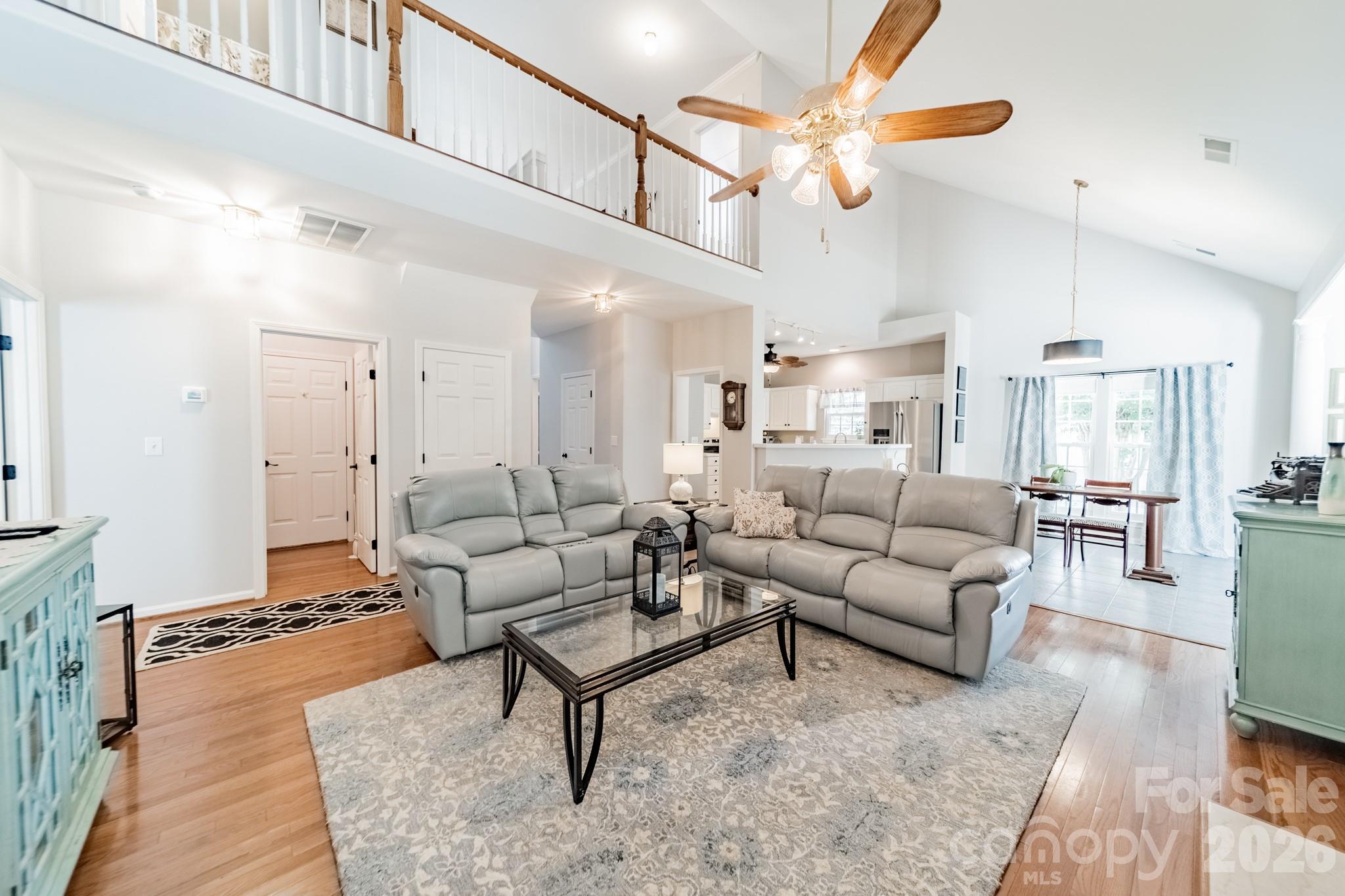 6216 Creek Breeze Road Property Photo 7