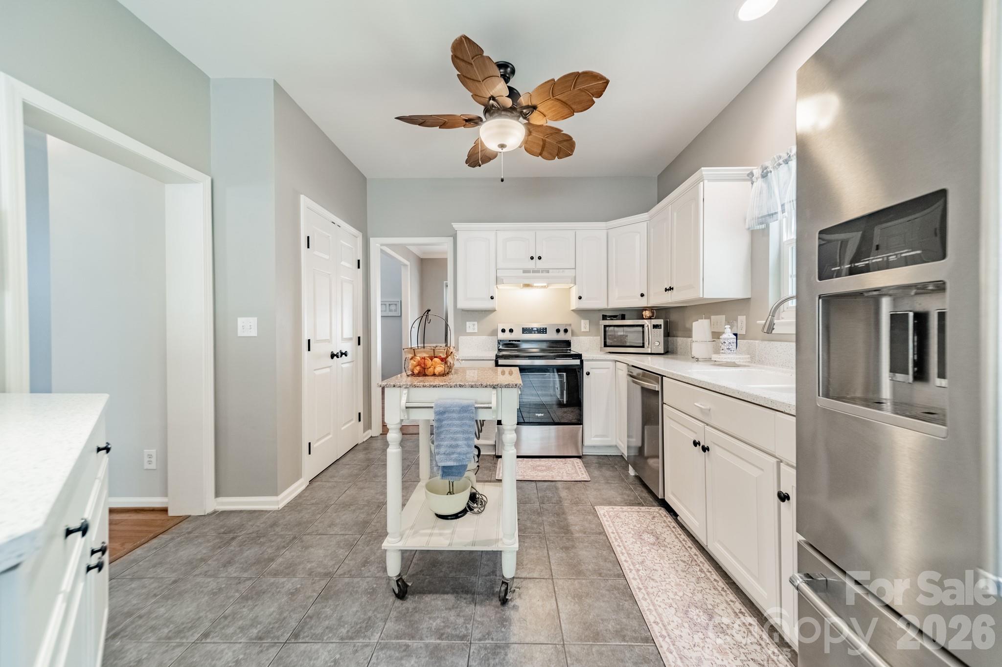 6216 Creek Breeze Road Property Photo 10