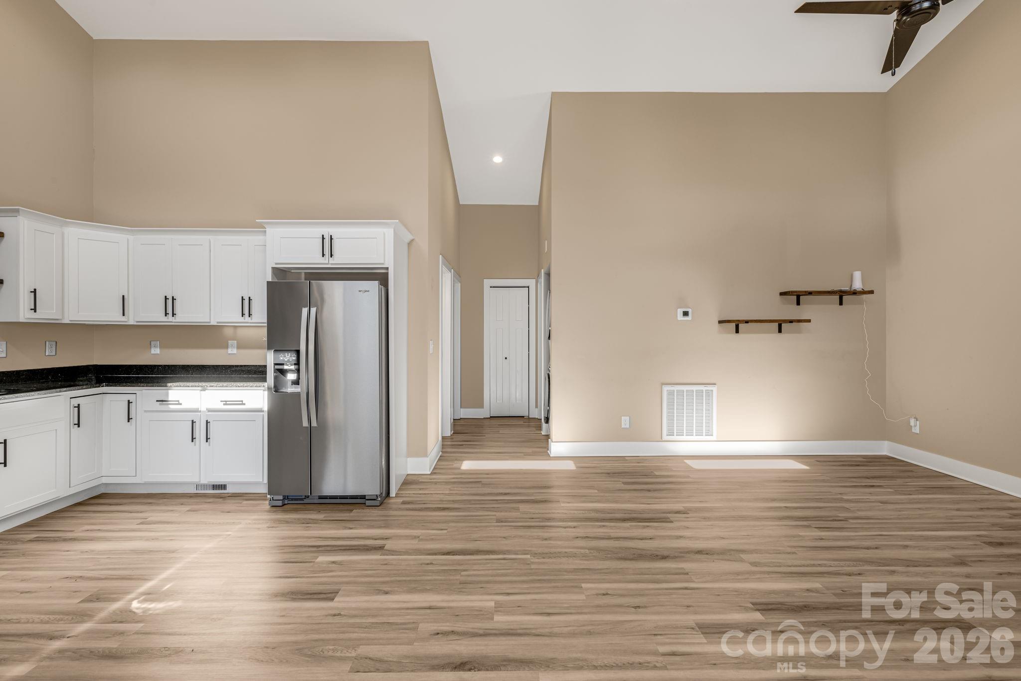 207 Hanover Street Property Photo 5