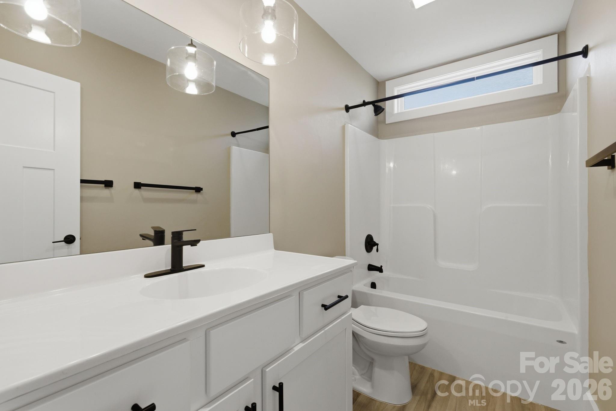 207 Hanover Street Property Photo 15