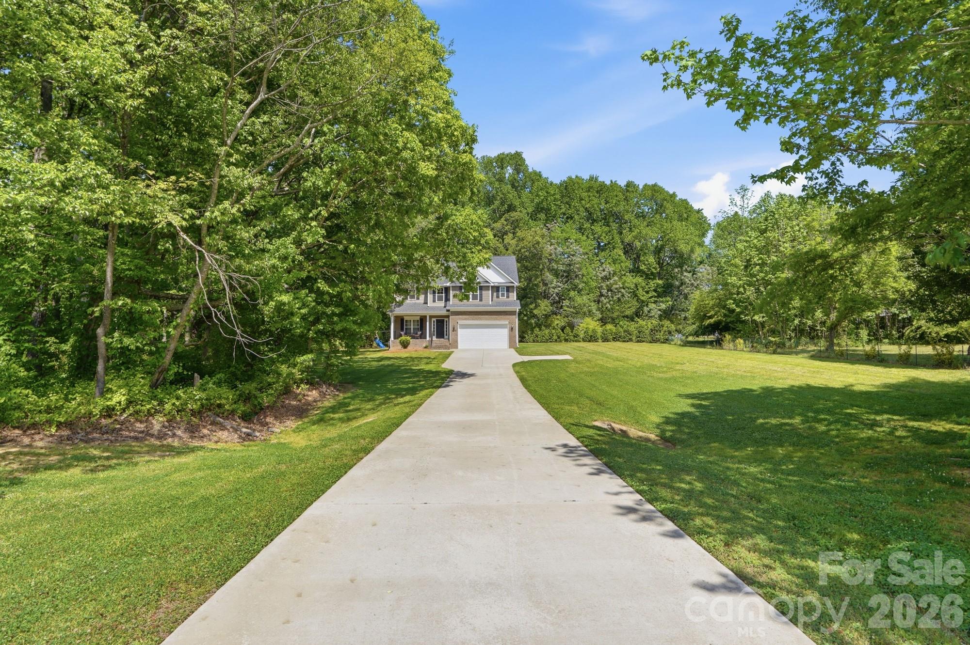 2910 Plum Thicket Court Property Photo 7