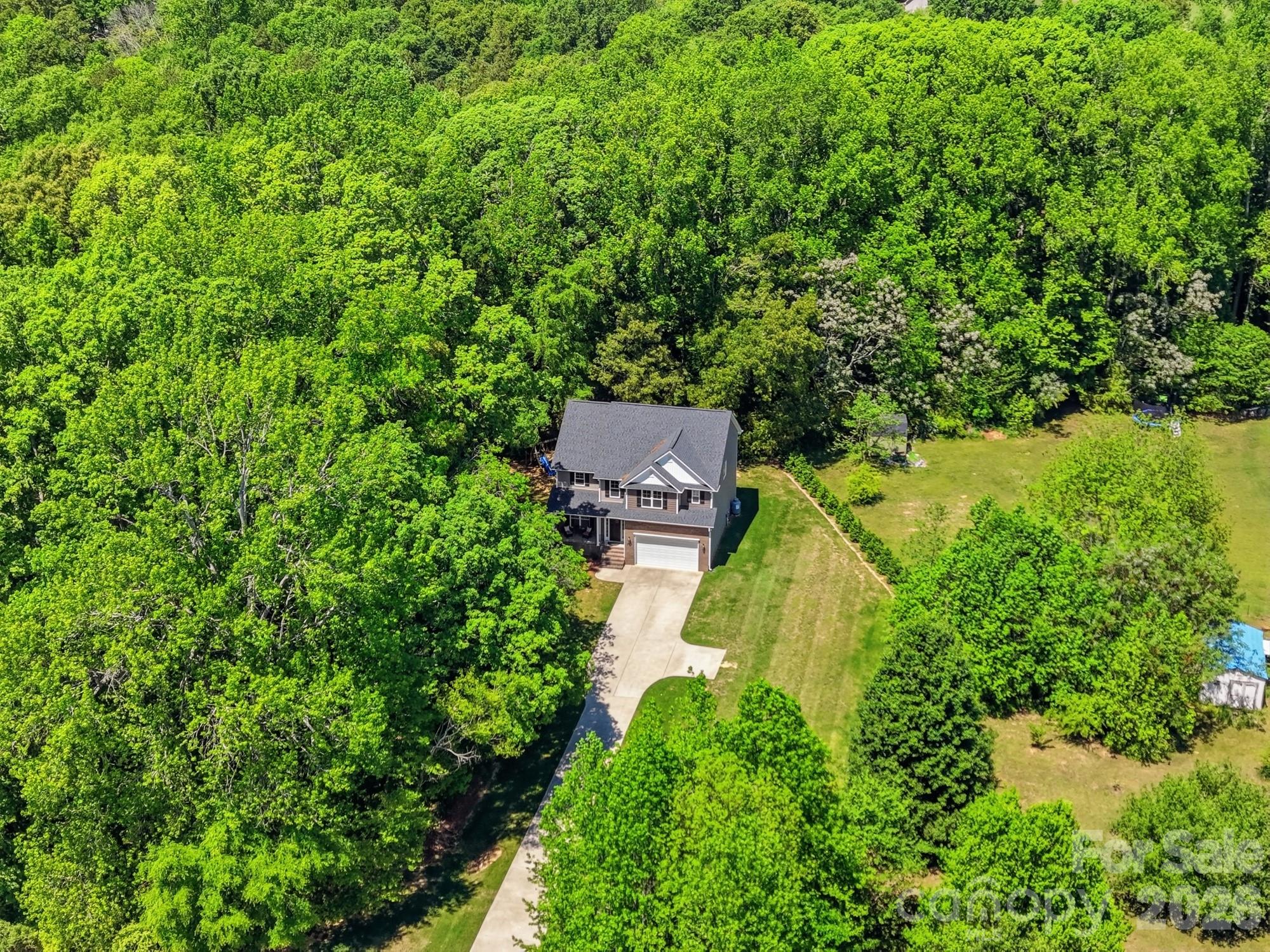 2910 Plum Thicket Court Property Photo 11