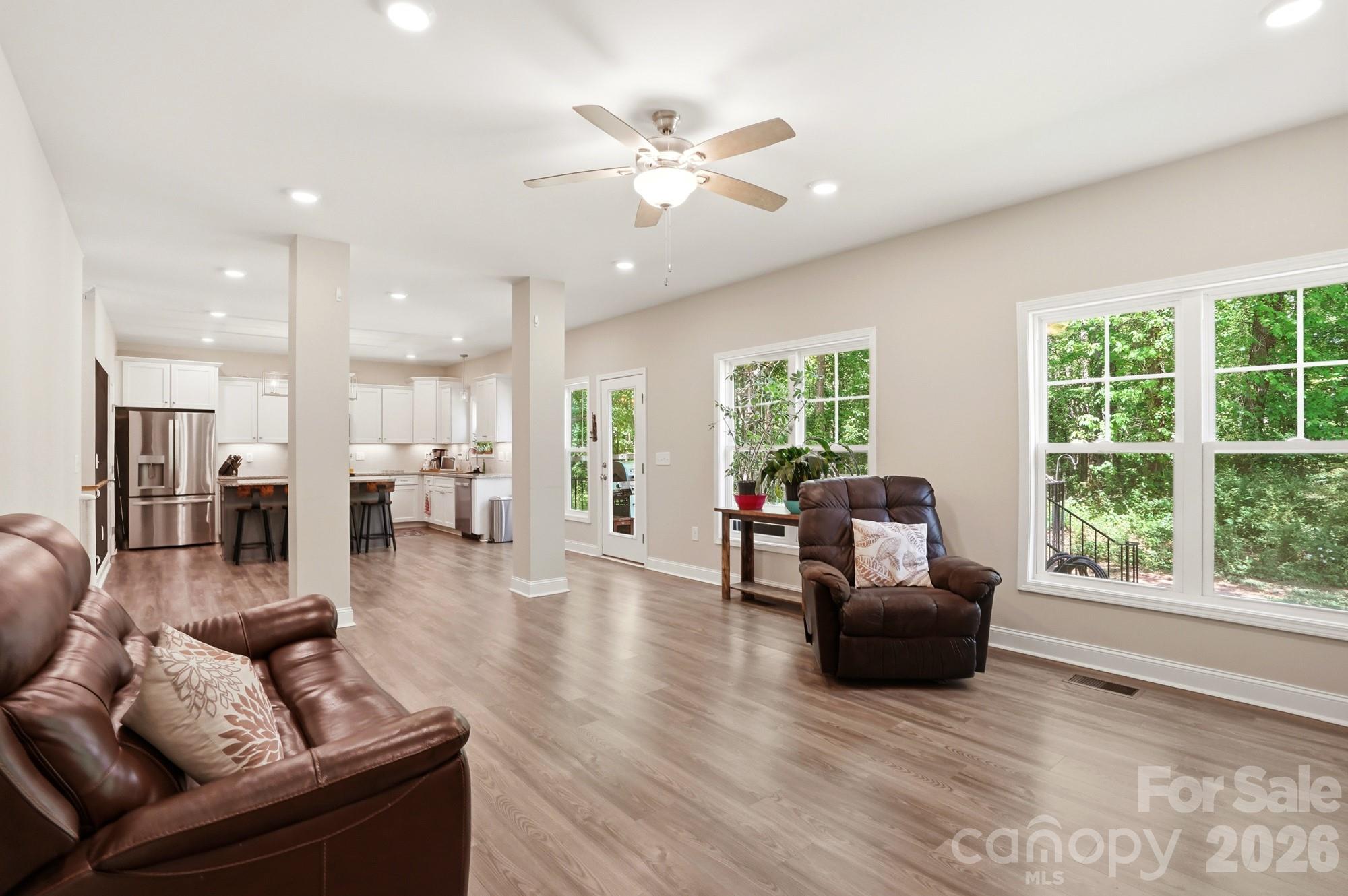 2910 Plum Thicket Court Property Photo 19
