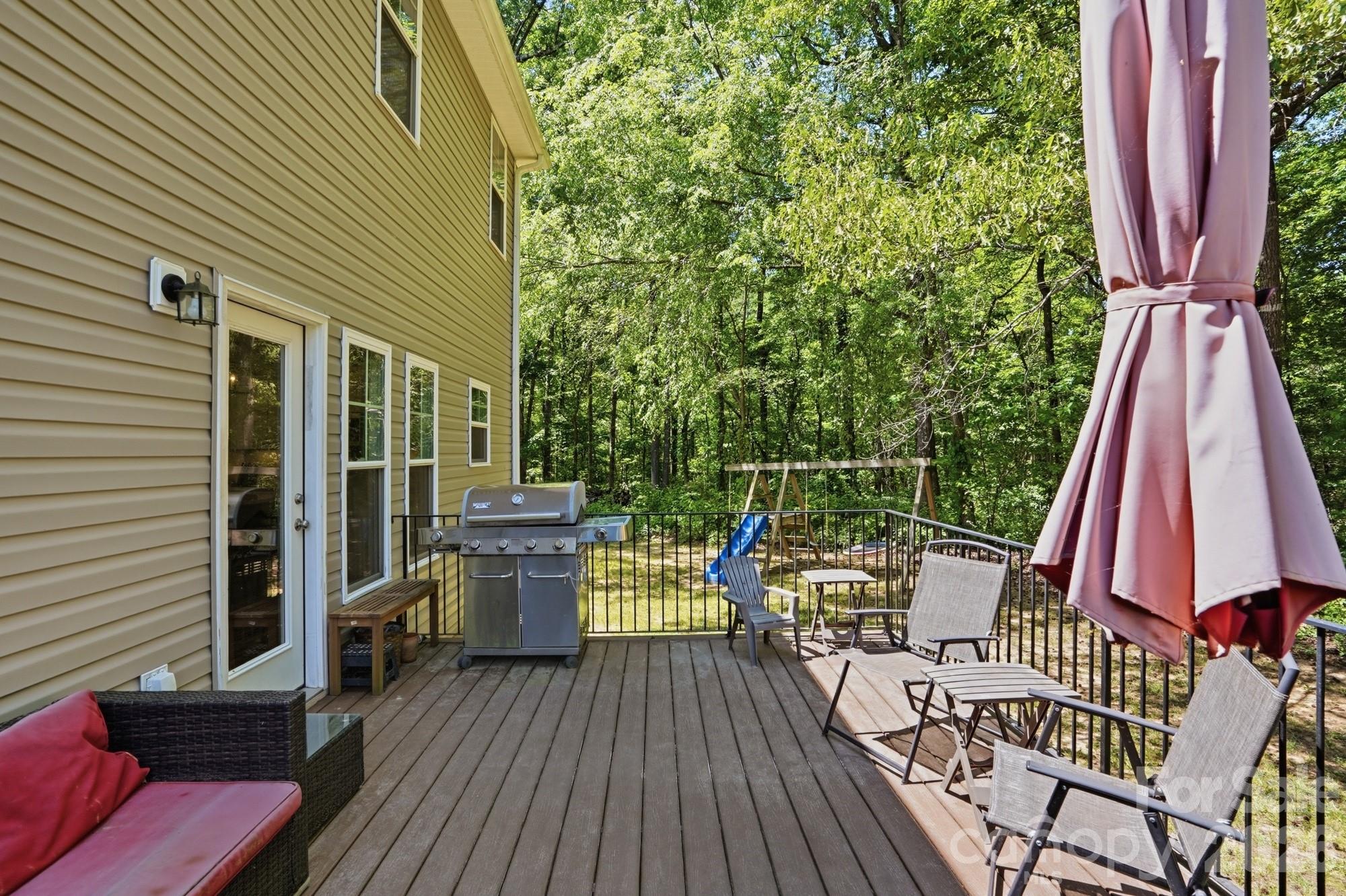 2910 Plum Thicket Court Property Photo 32