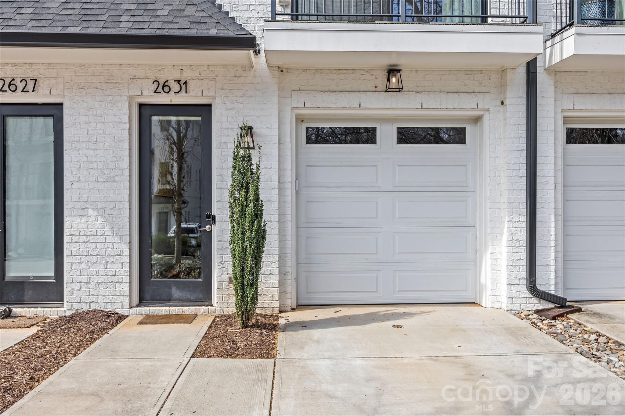 2631 Archdale Drive Property Photo 6