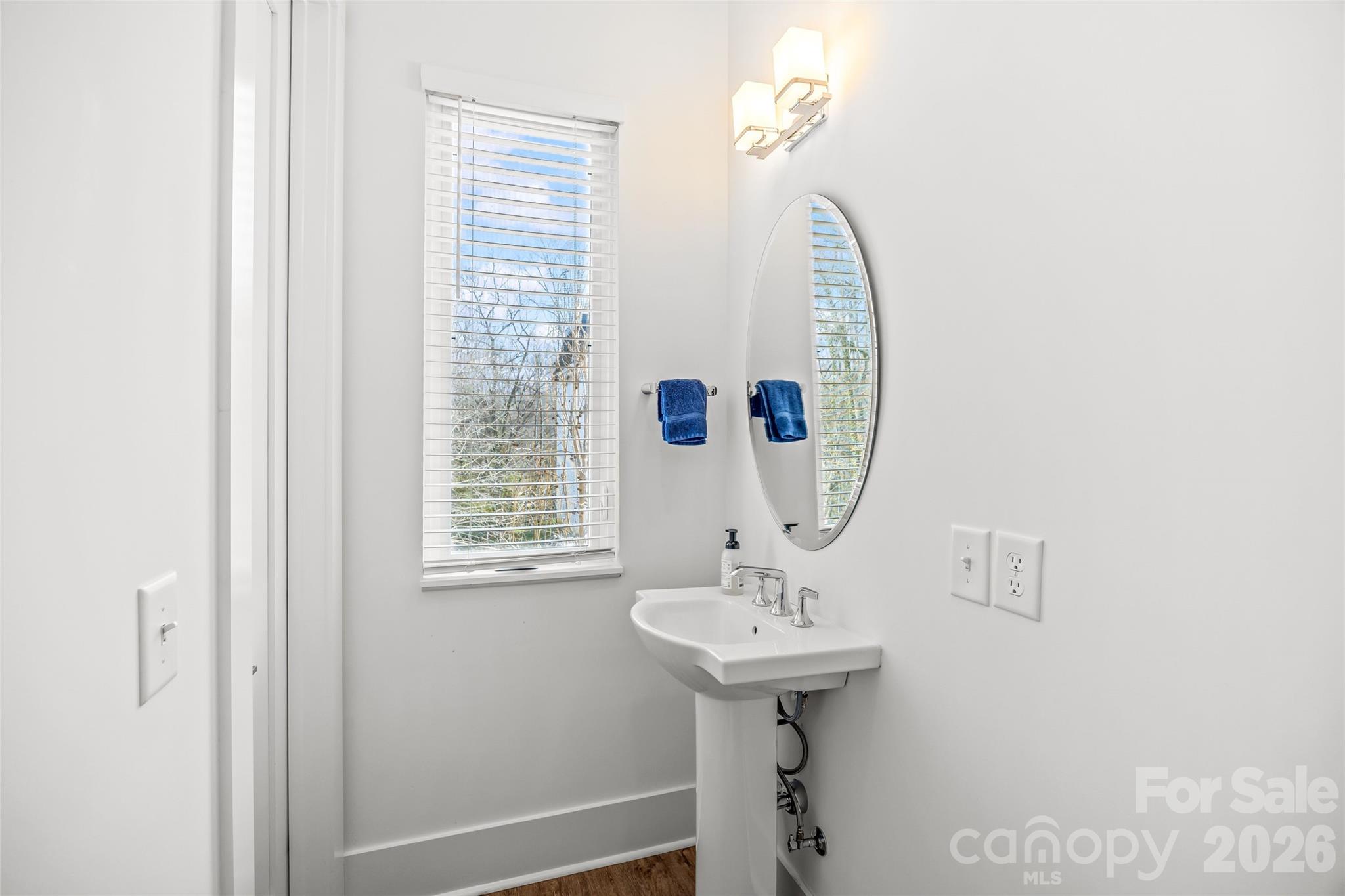 2631 Archdale Drive Property Photo 25